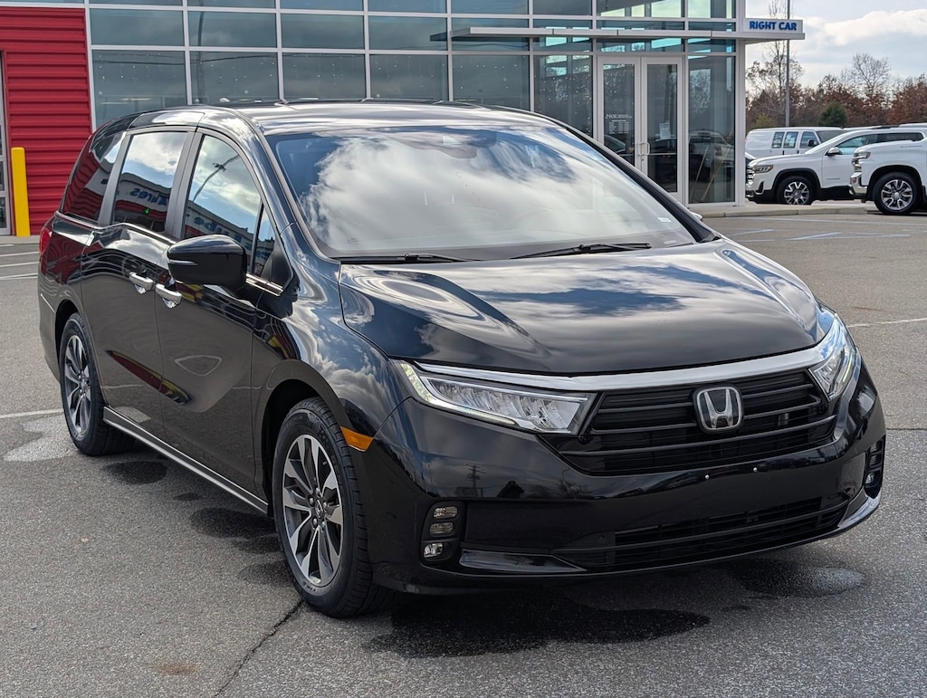 Used 2024 Honda Odyssey EX-L Van