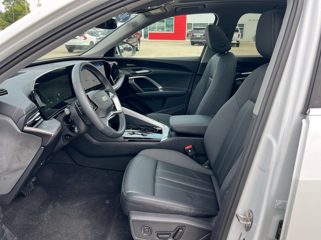 Used 2025 Audi All-new Q5 Premium Plus Tfsi Quattro S Tronic SUV