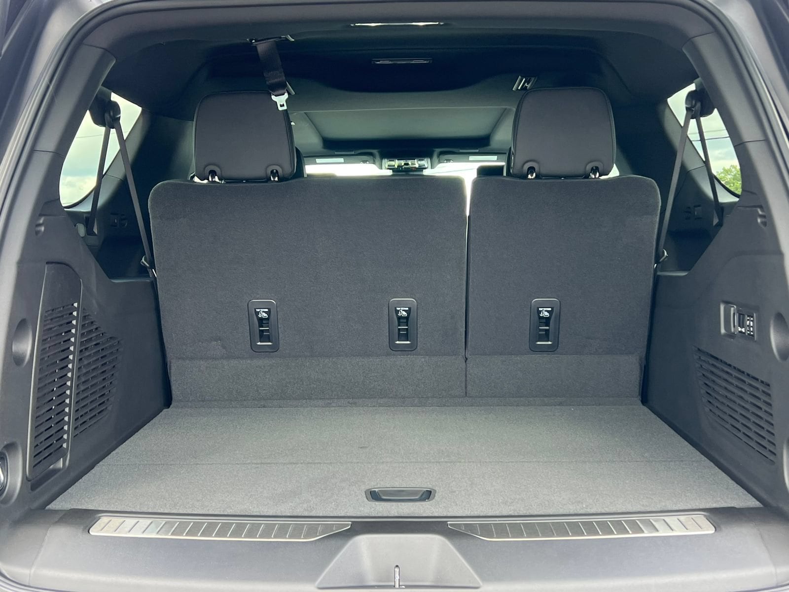 2026 Chevrolet Suburban High Country - Photo 47