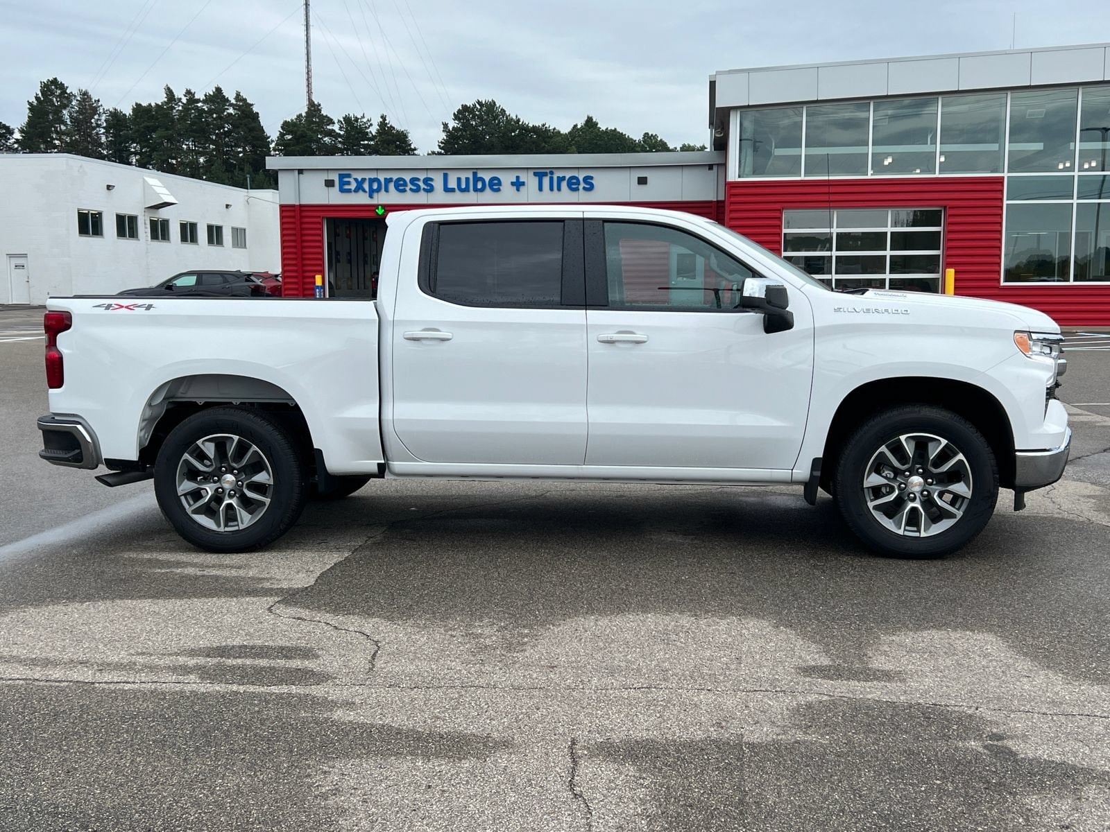 2026 Chevrolet Silverado 1500 LT - Photo 41