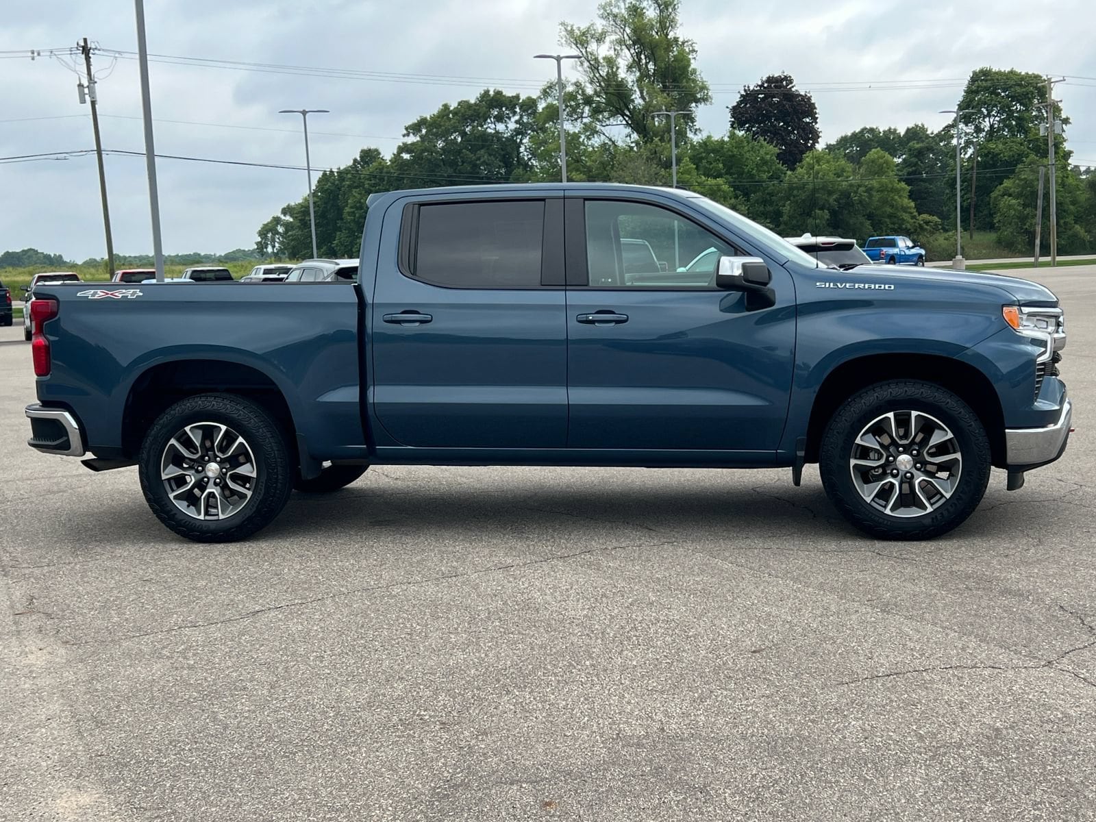 2024 Chevrolet Silverado 1500 LT - Photo 45