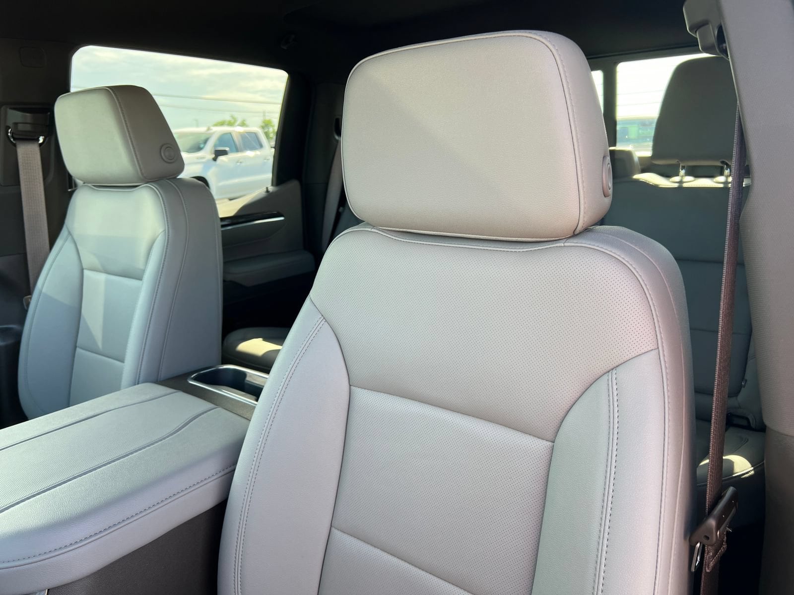 2026 Chevrolet Silverado 1500 LTZ - Photo 12
