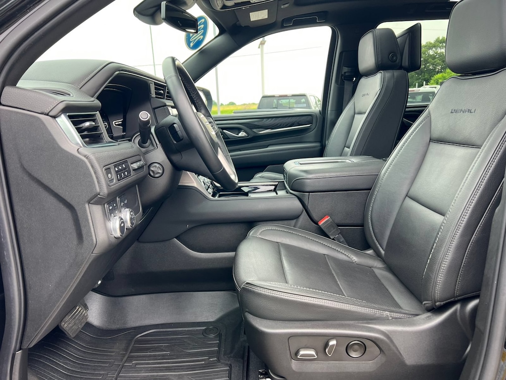 Used 2023 GMC Yukon XL Denali SUV