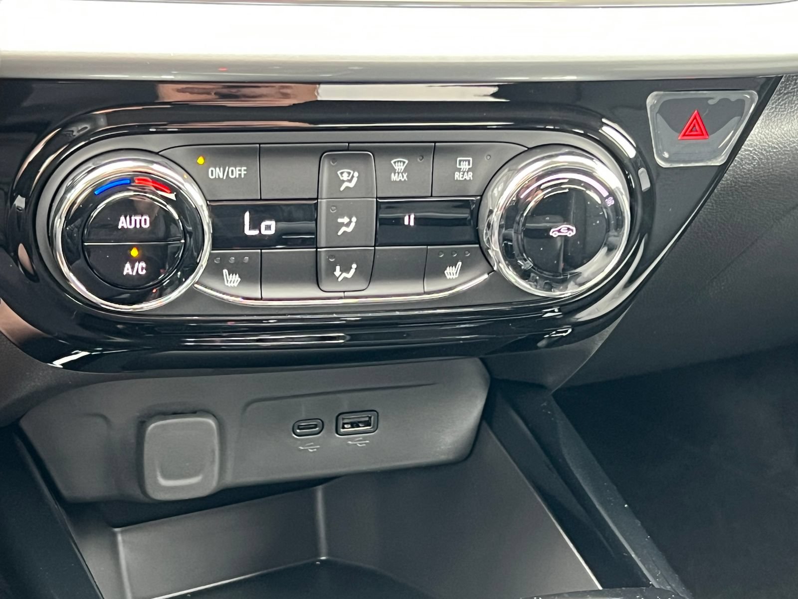 2026 Chevrolet Trax LT - Photo 23