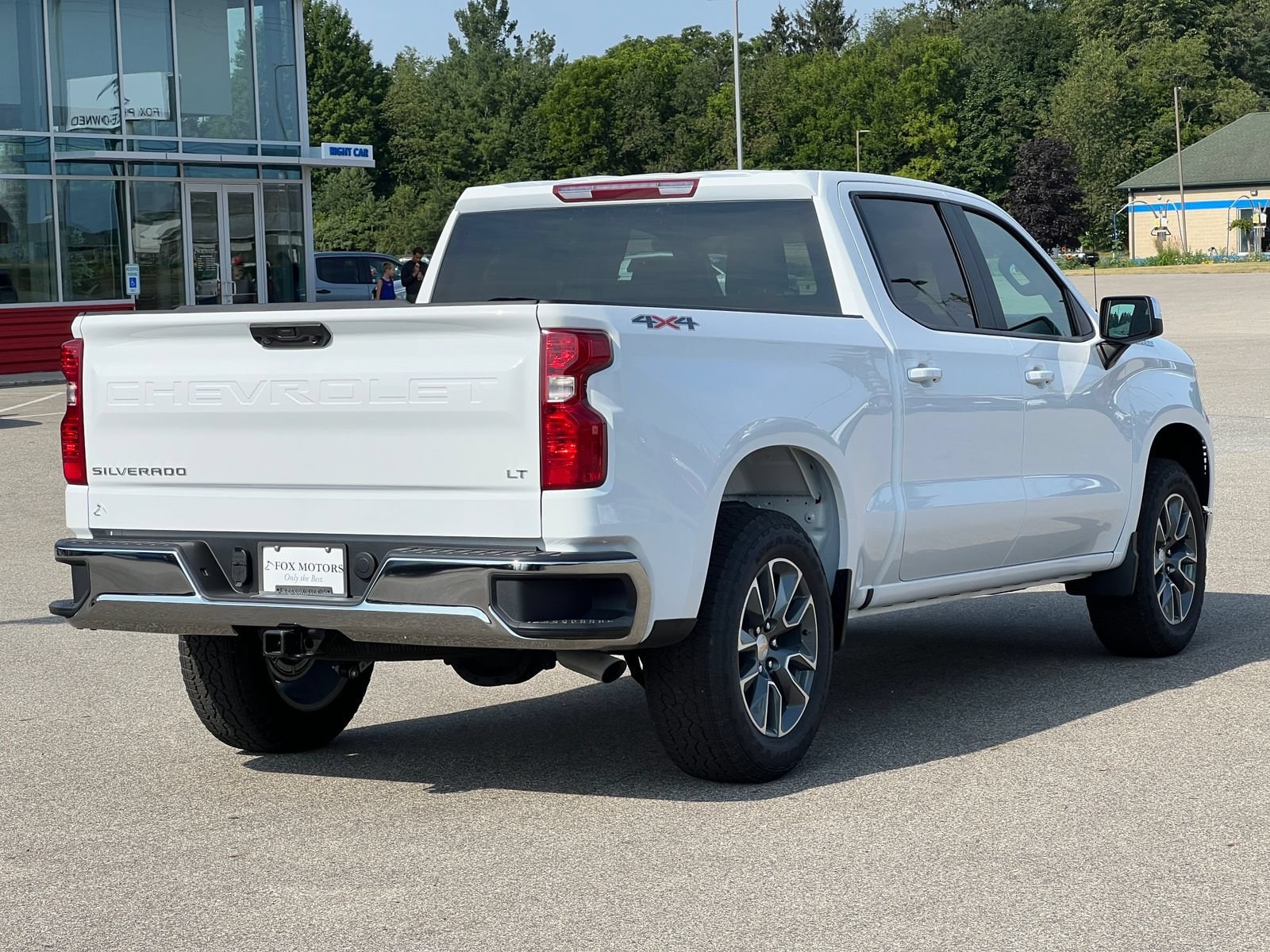 2026 Chevrolet Silverado 1500 LT - Photo 9