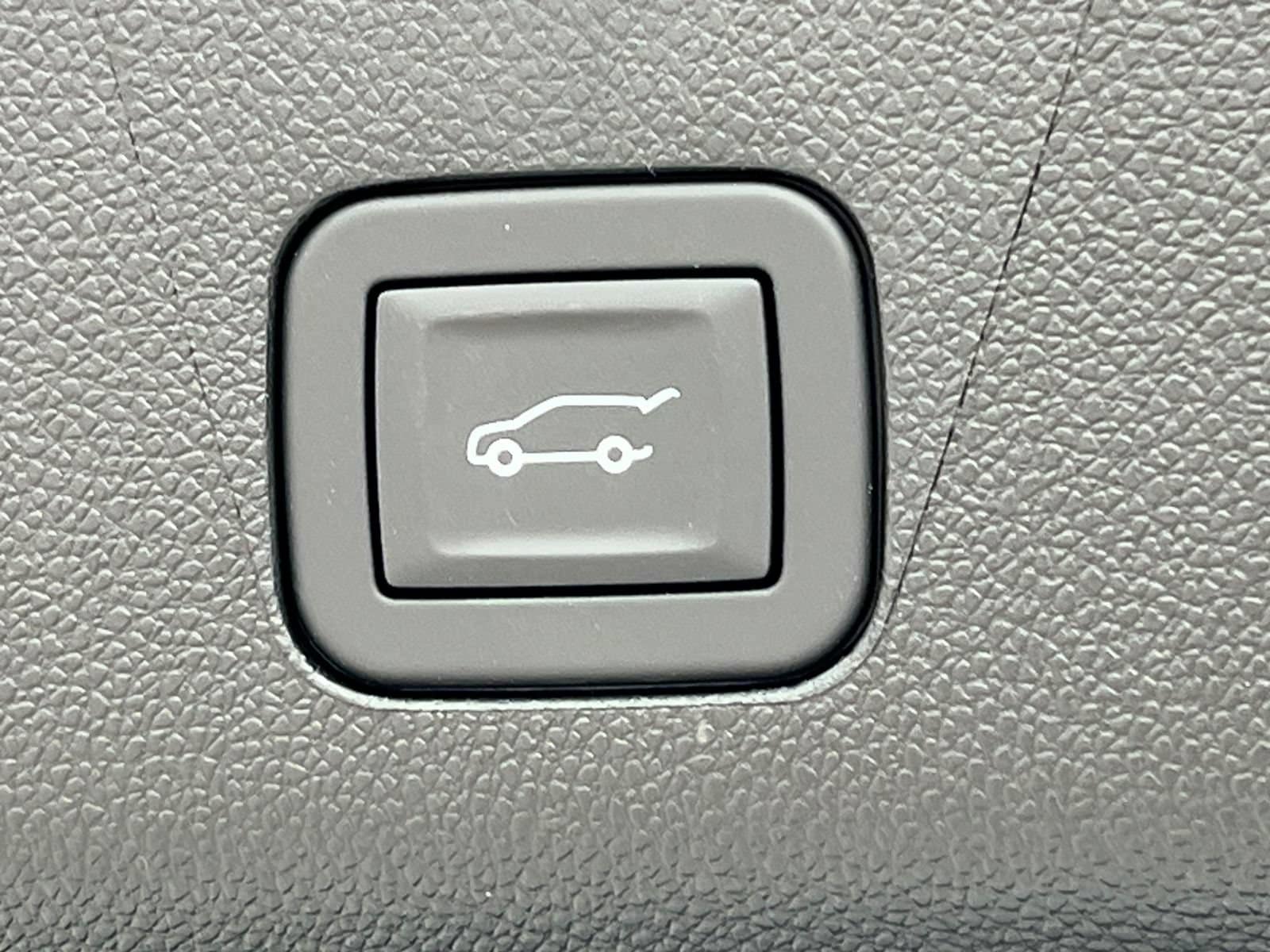 2026 Chevrolet Suburban High Country - Photo 49