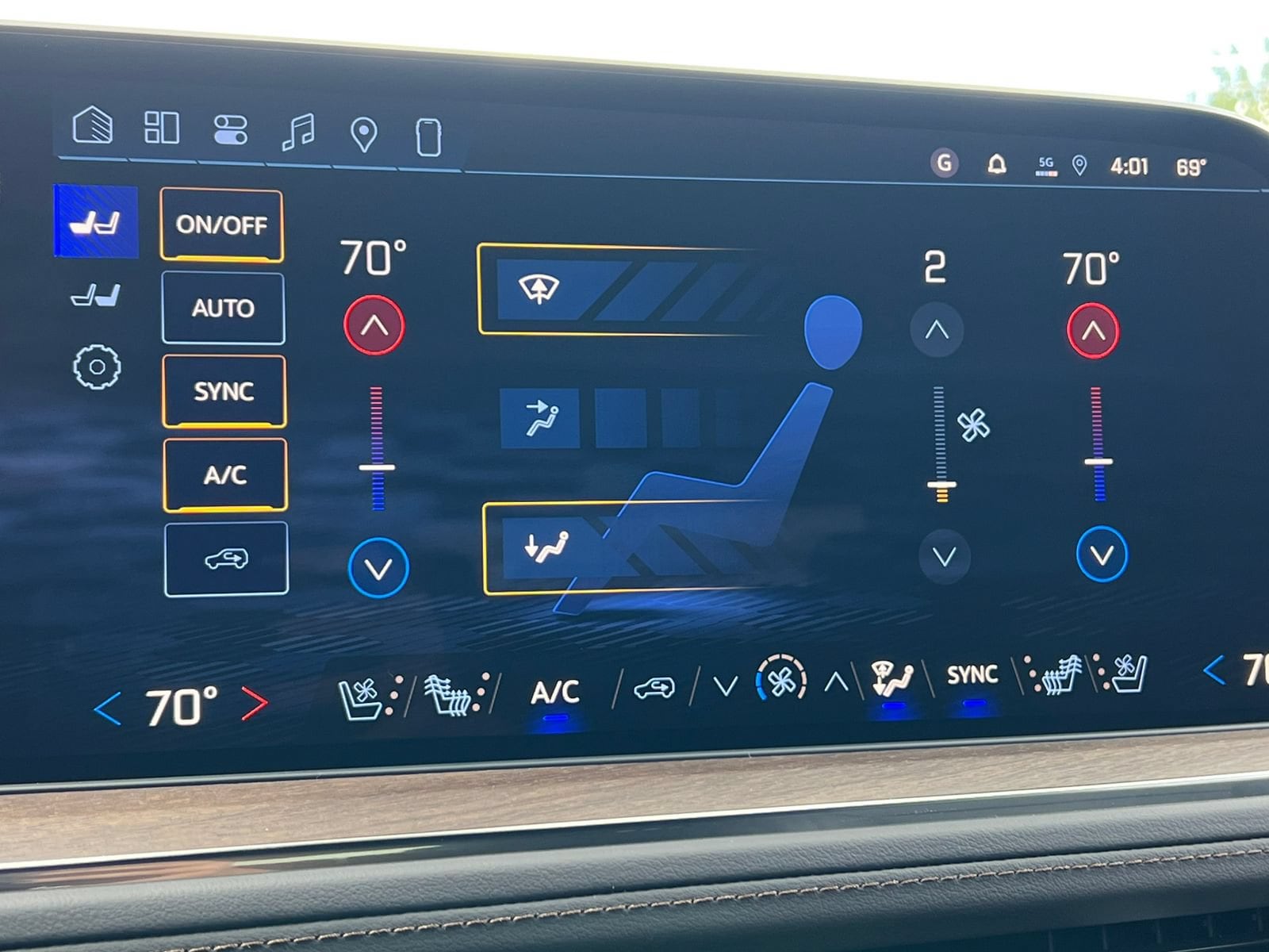 2026 Chevrolet Suburban High Country - Photo 32