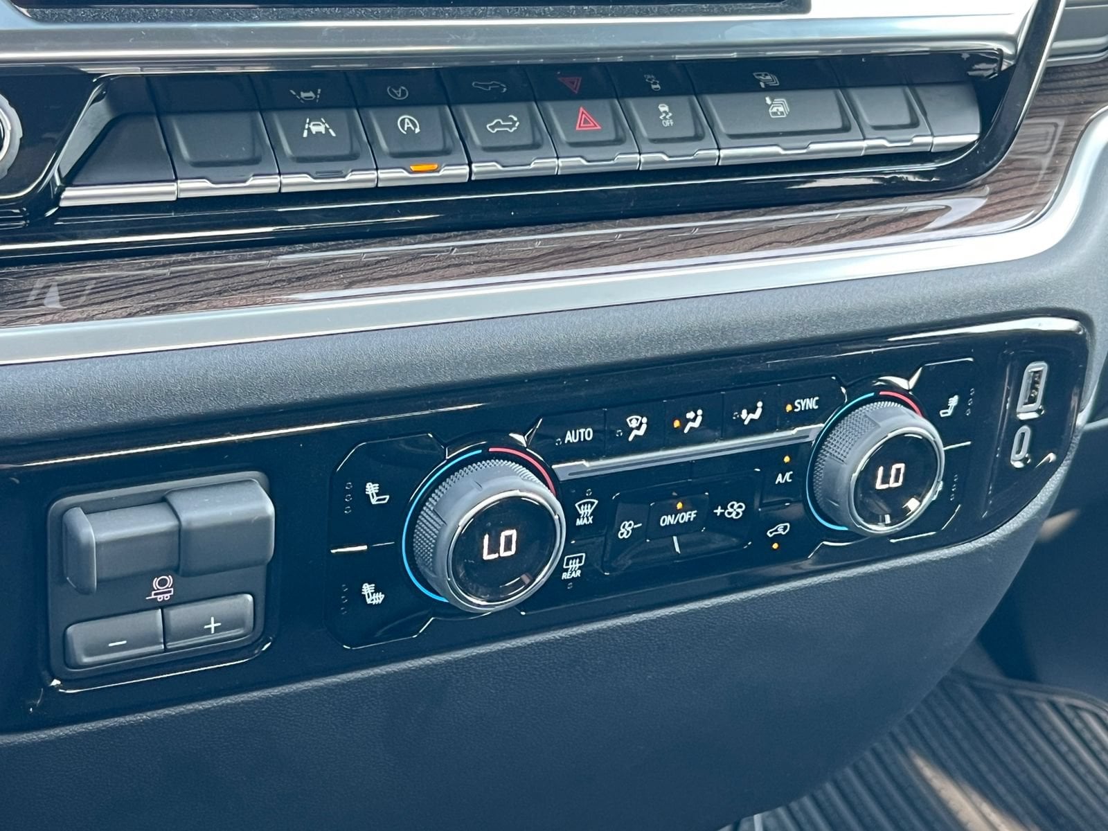 2026 Chevrolet Silverado 1500 LT - Photo 26