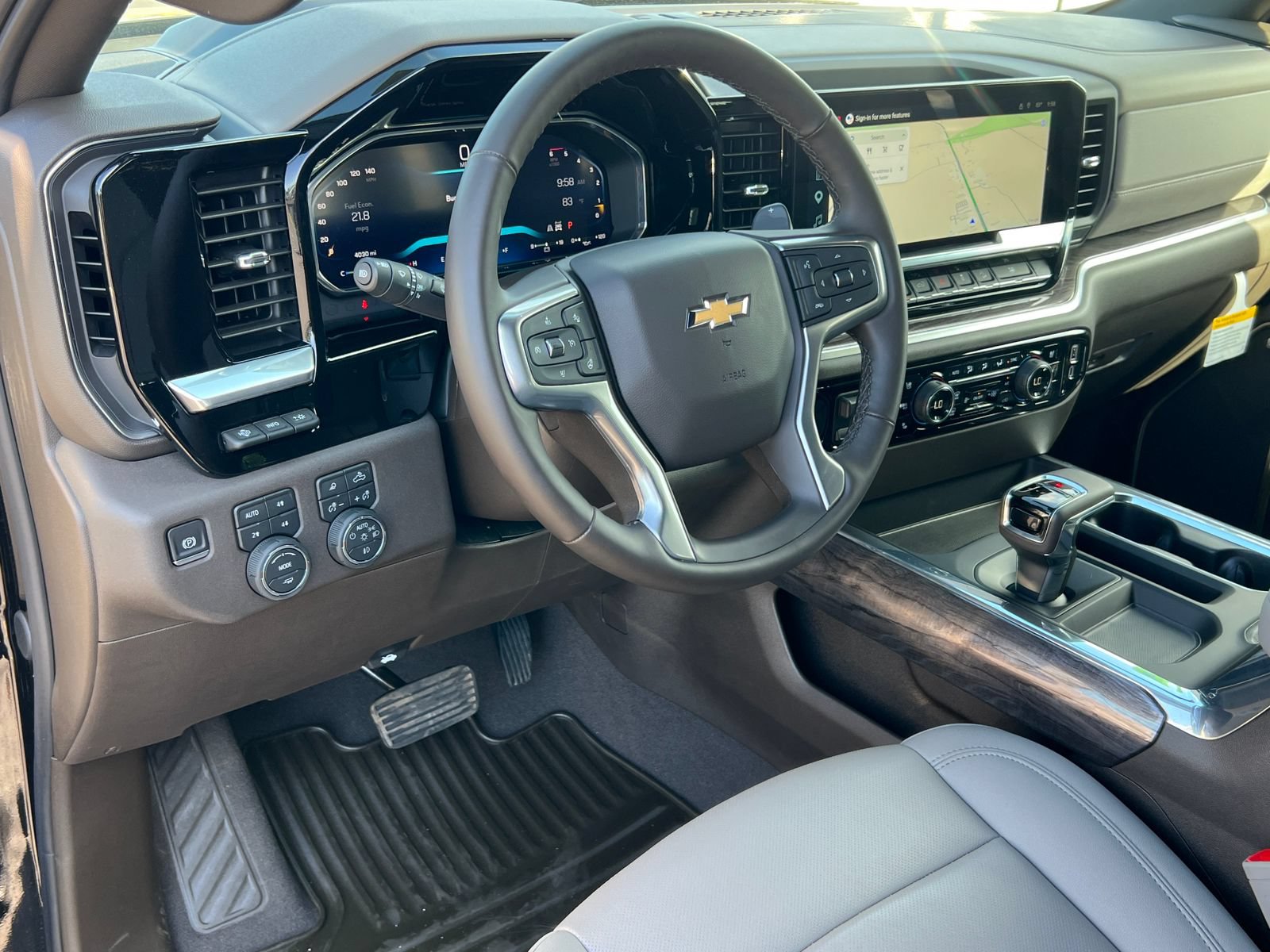 2026 Chevrolet Silverado 1500 LTZ - Photo 18