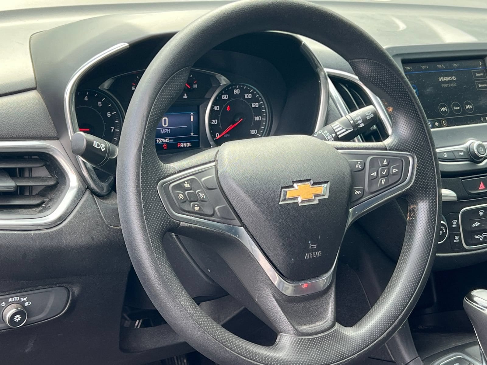 Used 2019 Chevrolet Equinox LT with VIN 2GNAXUEV8K6174640 for sale in Greenville, MI
