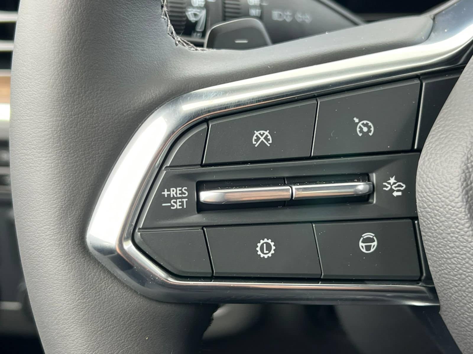 2026 Chevrolet Suburban High Country - Photo 26
