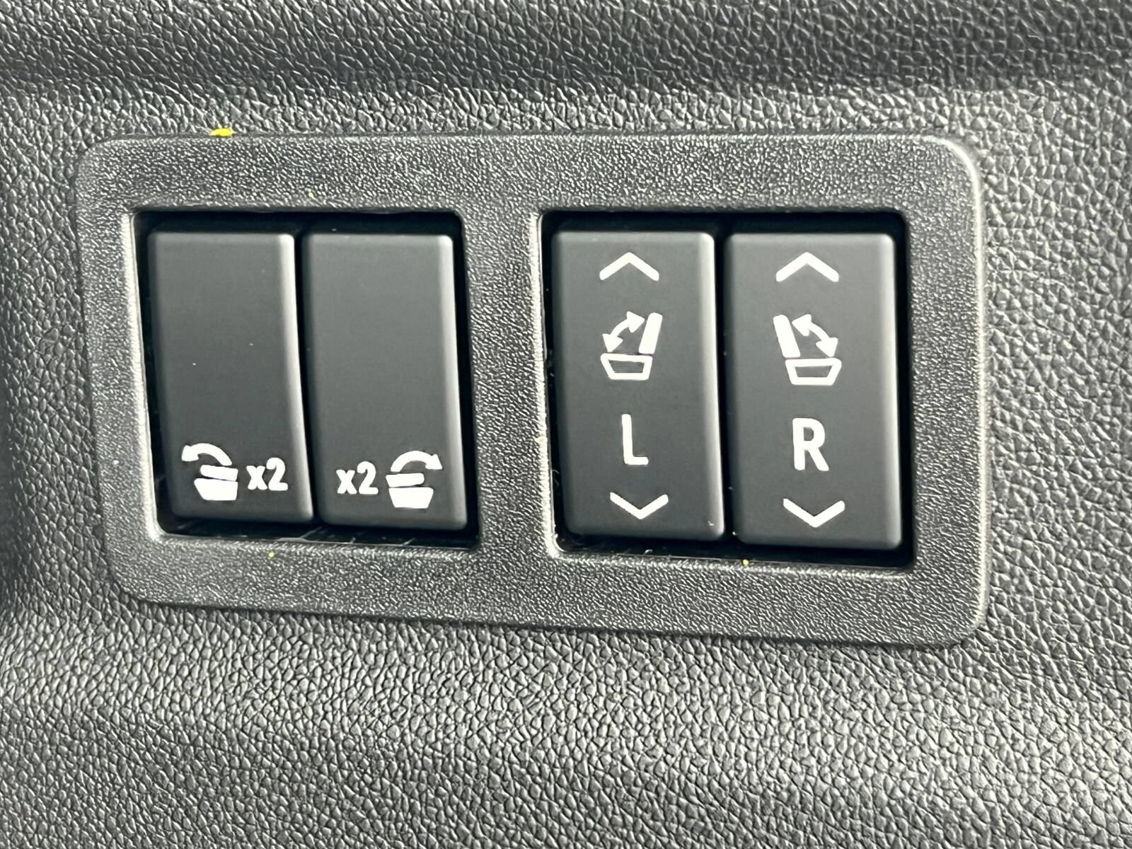 2026 Chevrolet Suburban High Country - Photo 48