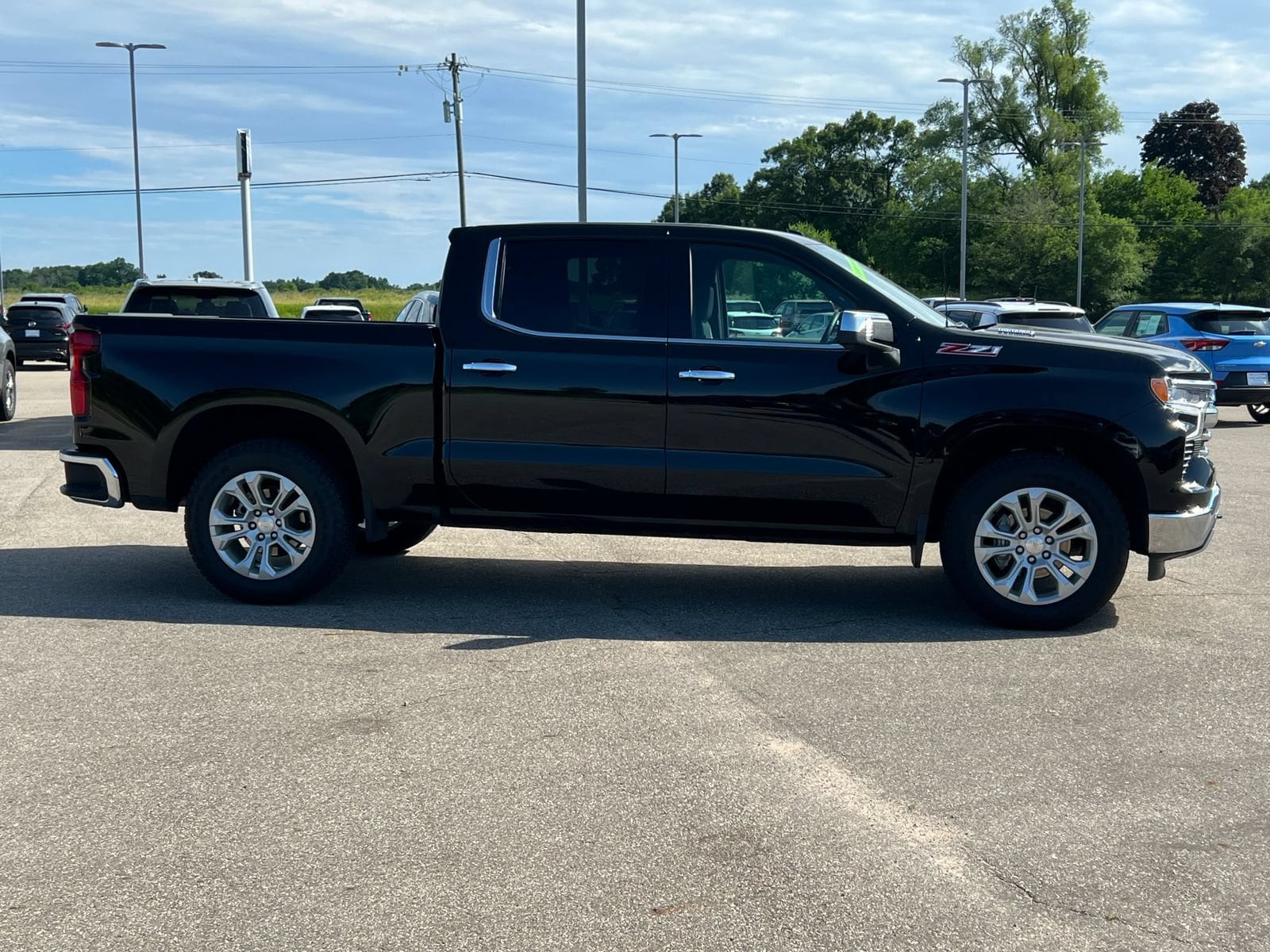 2026 Chevrolet Silverado 1500 LTZ - Photo 44