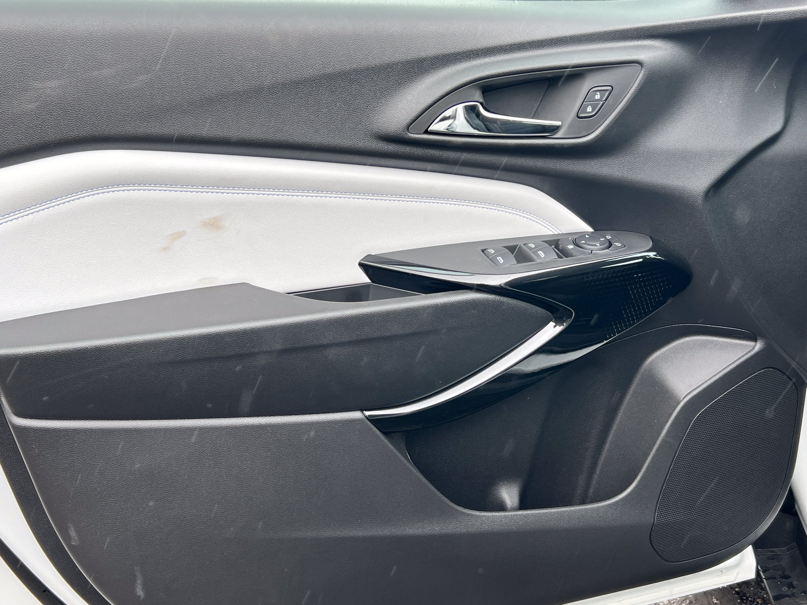 2026 Chevrolet Trax LT - Photo 11