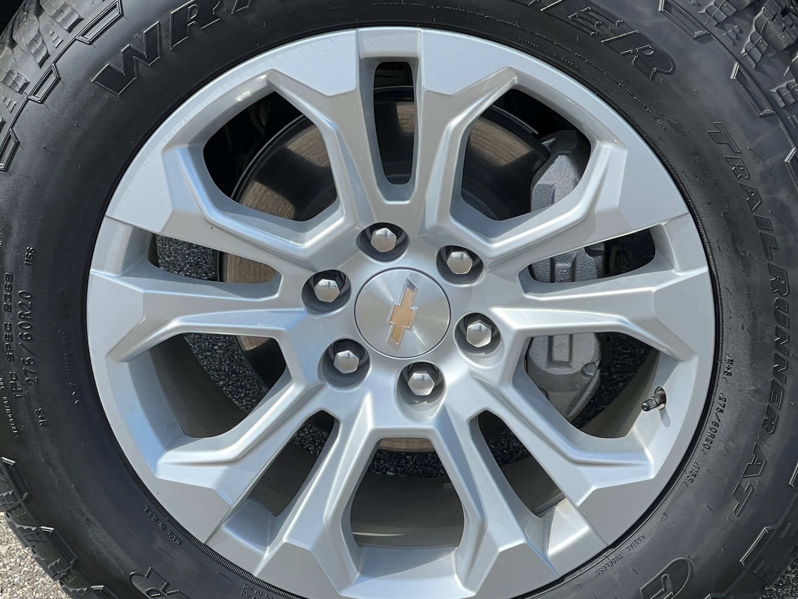 2026 Chevrolet Silverado 1500 LTZ - Photo 6