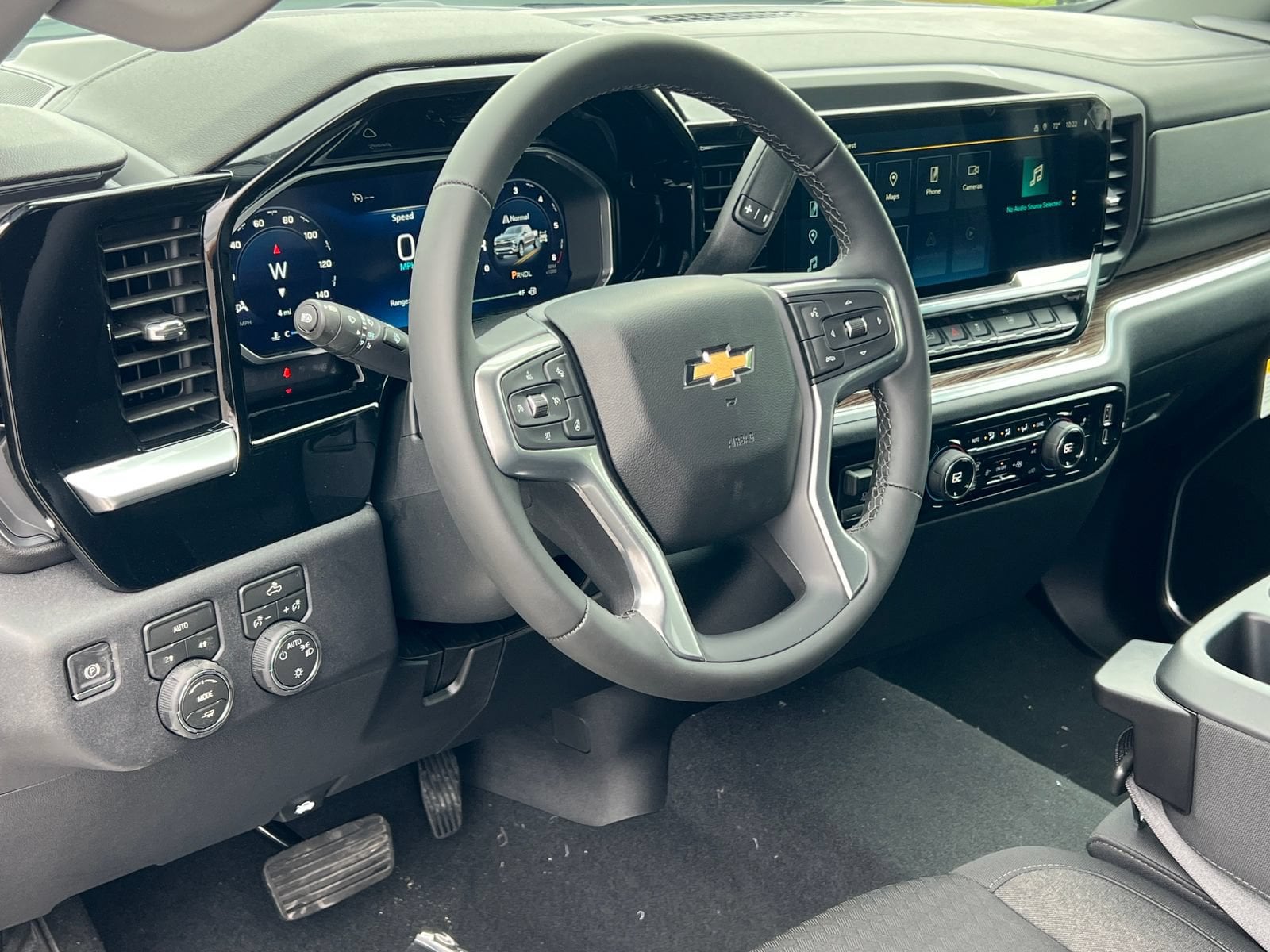 2026 Chevrolet Silverado 1500 LT - Photo 16