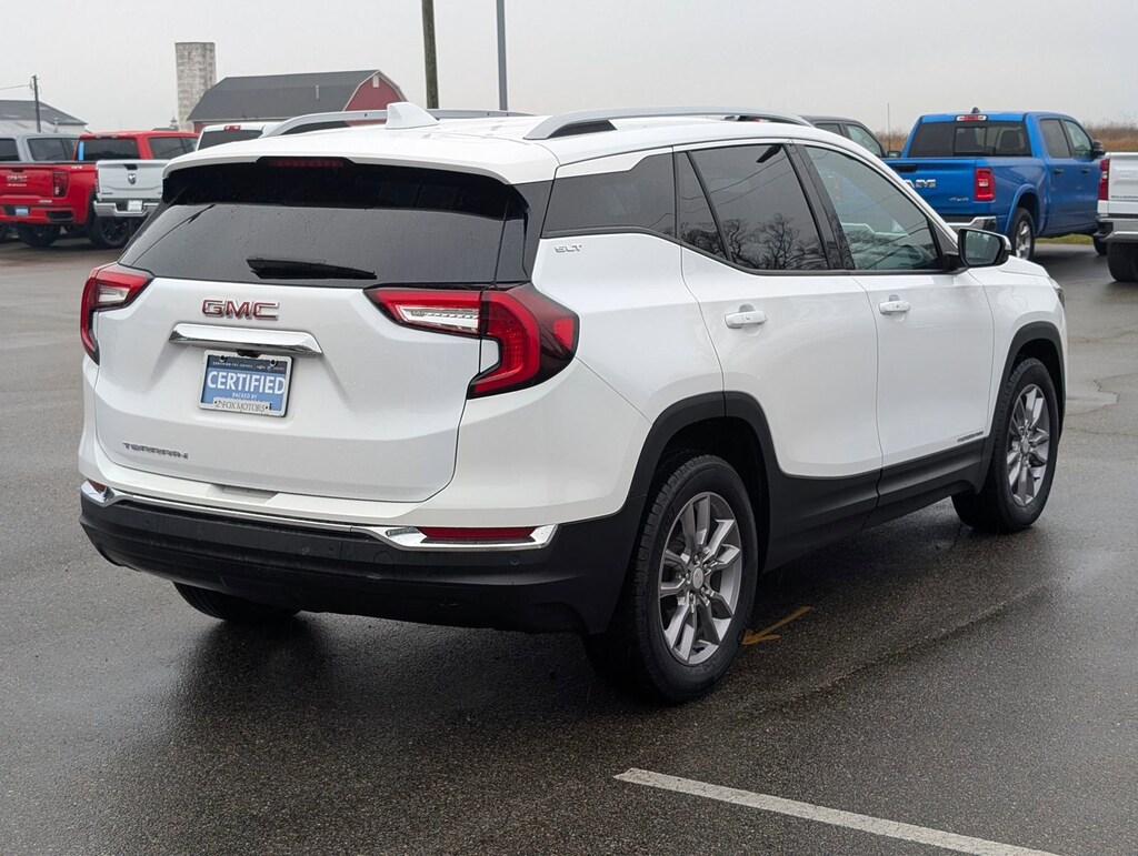 Used 2022 GMC Terrain SLT SUV