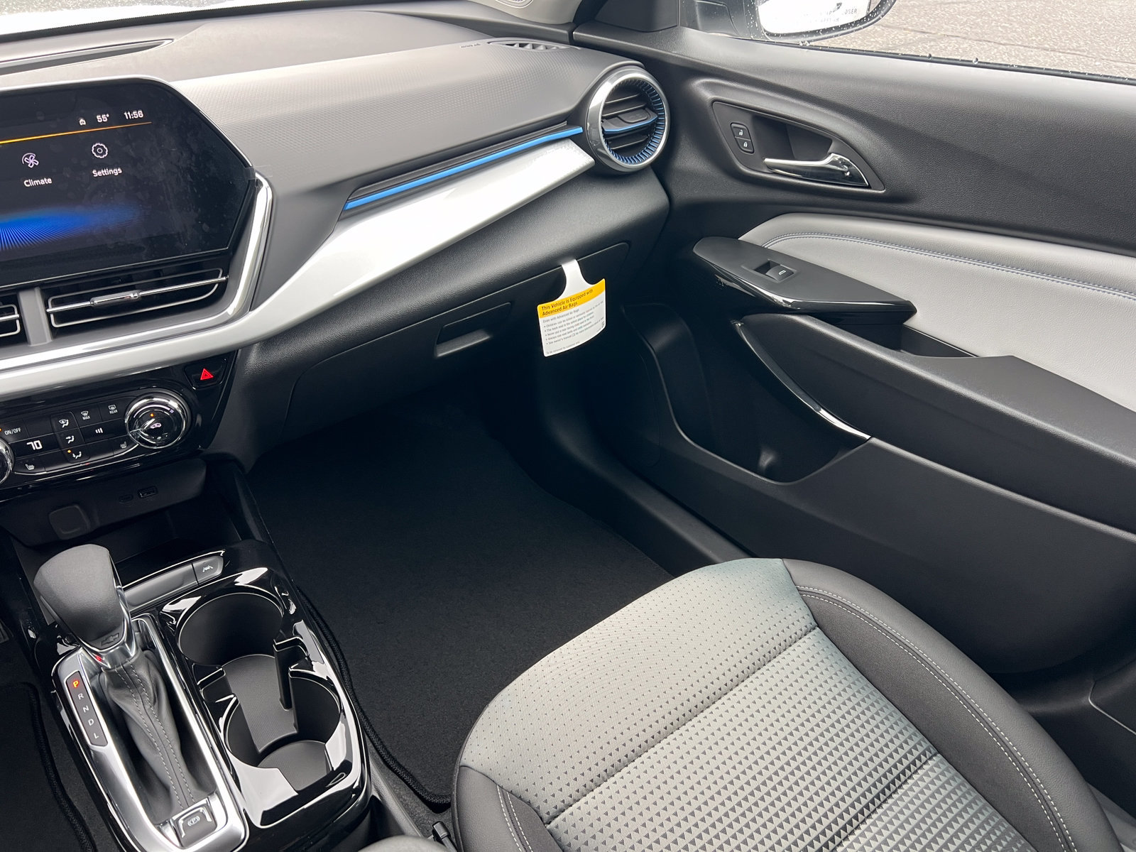 2026 Chevrolet Trax LT - Photo 28