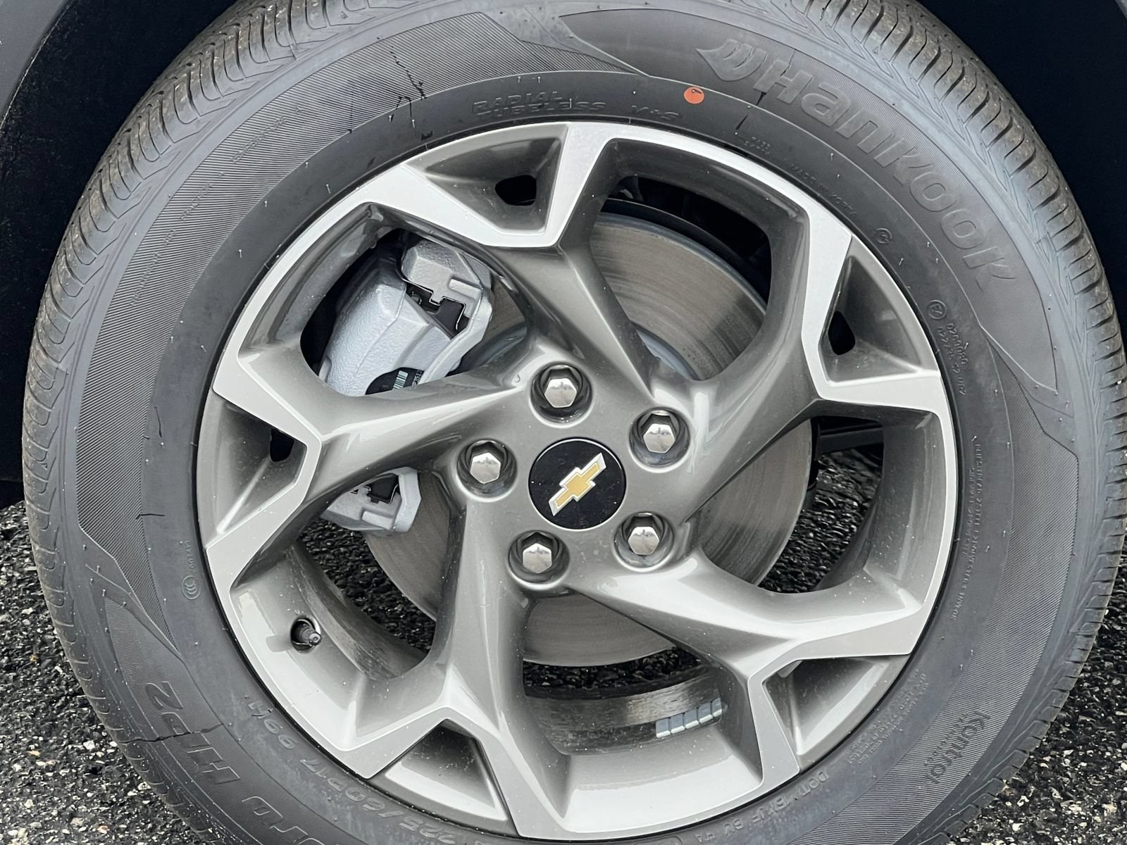 2026 Chevrolet Trax LT - Photo 6