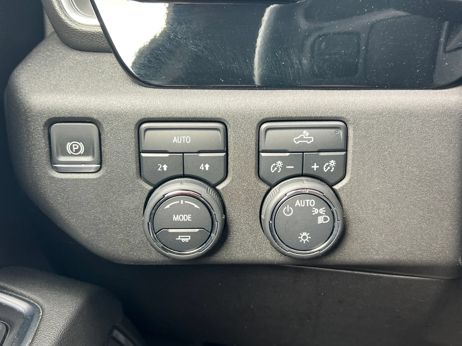 2024 Chevrolet Silverado 1500 LT - Photo 21