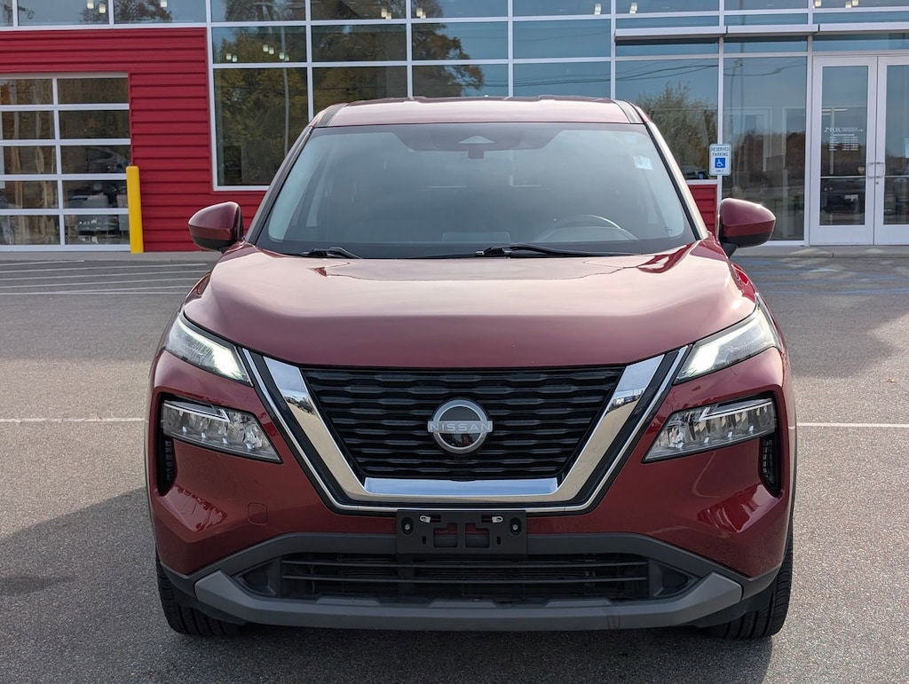 Used 2023 Nissan Rogue SV SUV