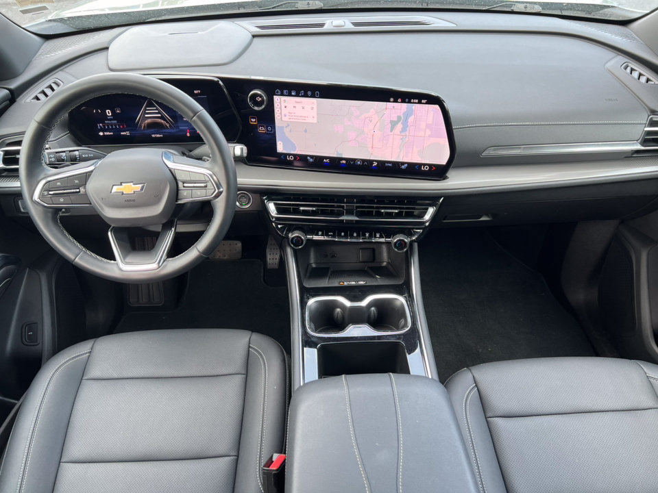 Used 2026 Chevrolet Traverse LT SUV