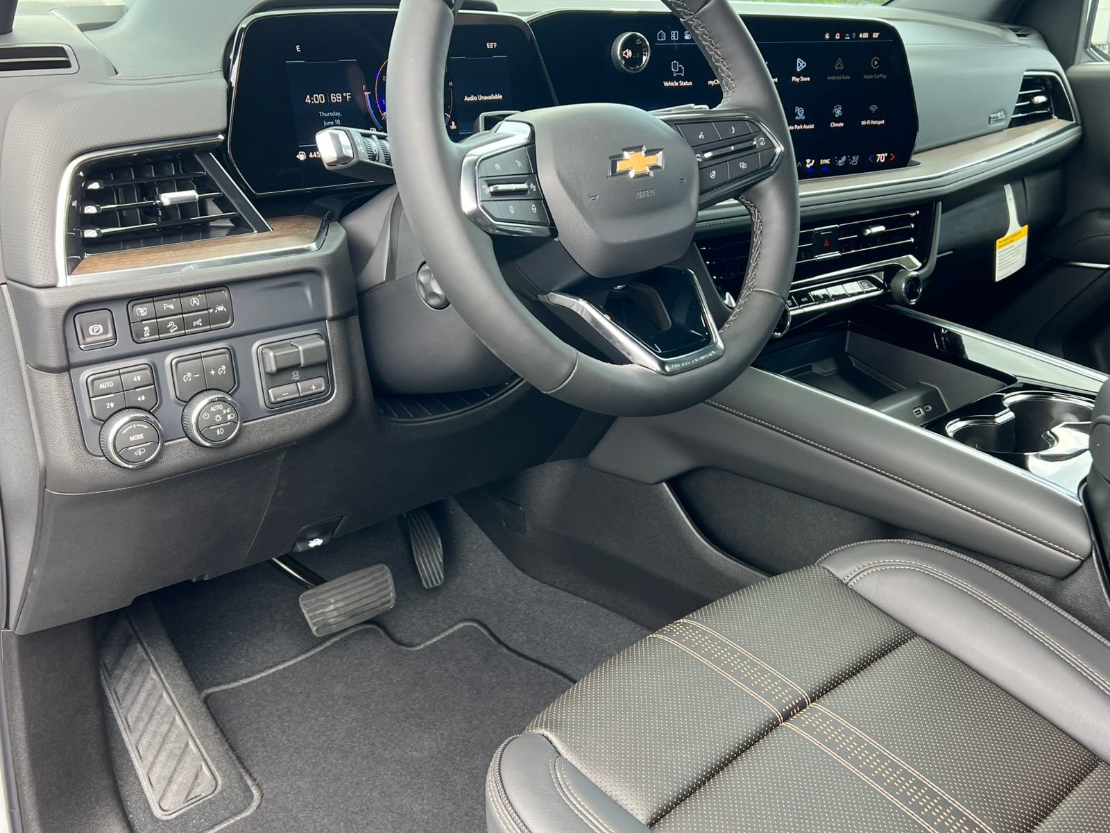 2026 Chevrolet Suburban High Country - Photo 20