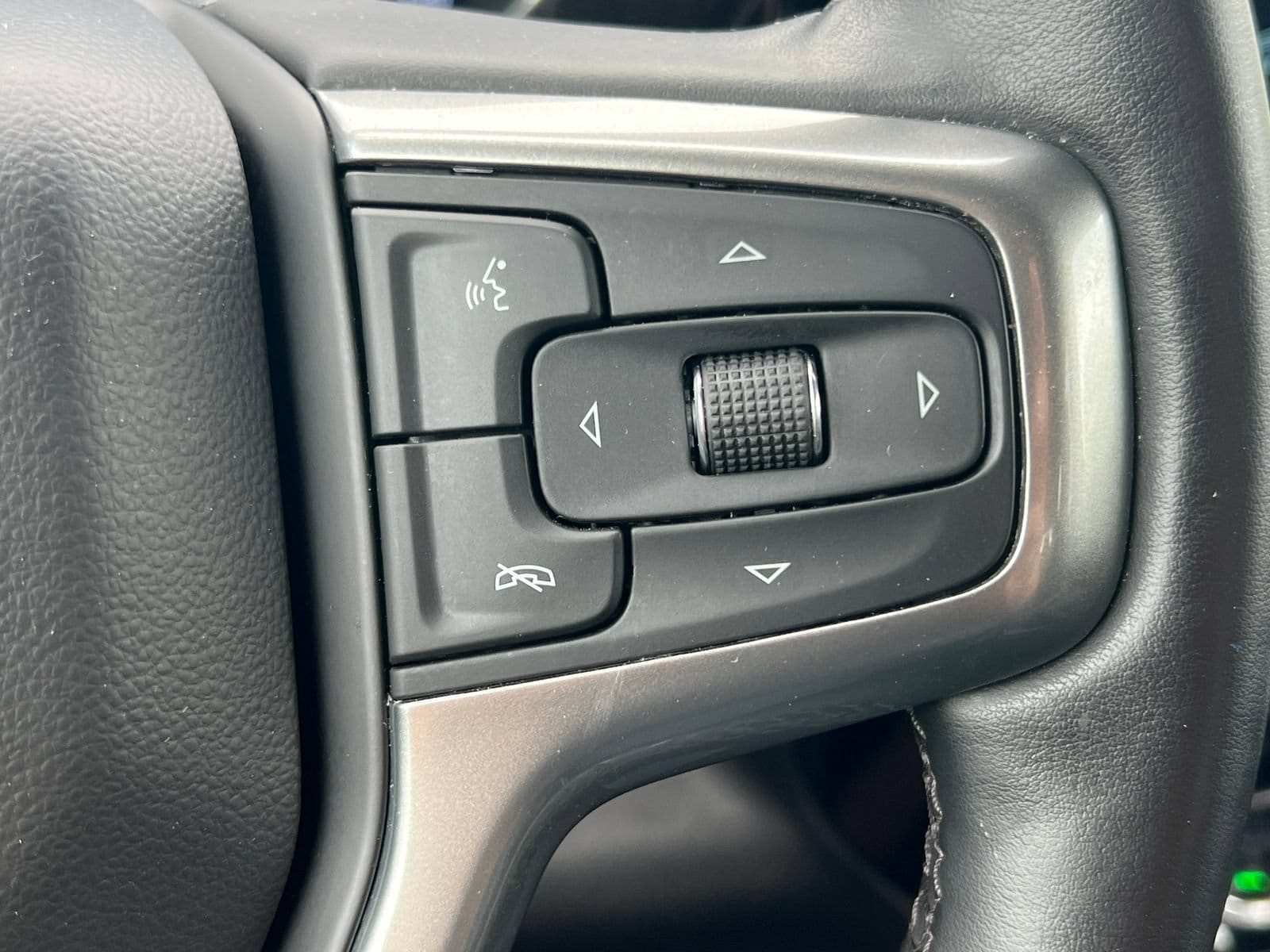 2024 Chevrolet Silverado 1500 LT - Photo 25
