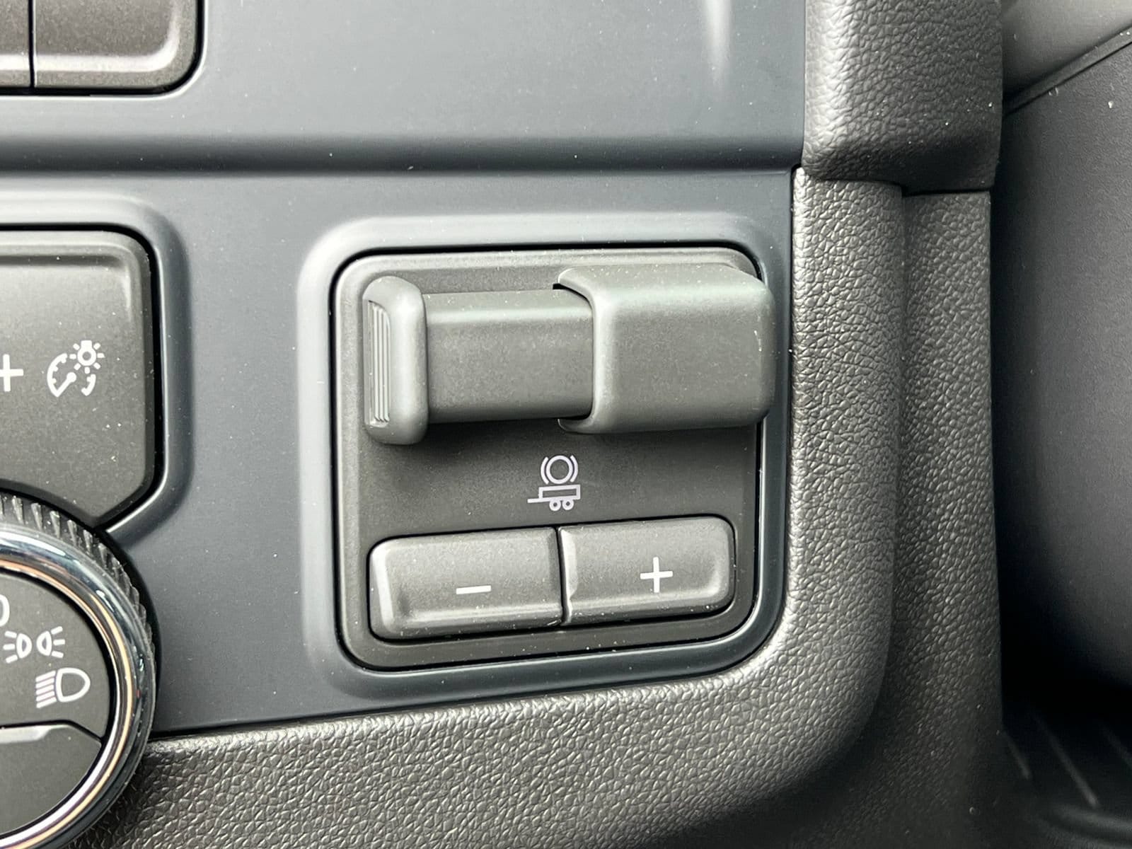 2026 Chevrolet Suburban High Country - Photo 24