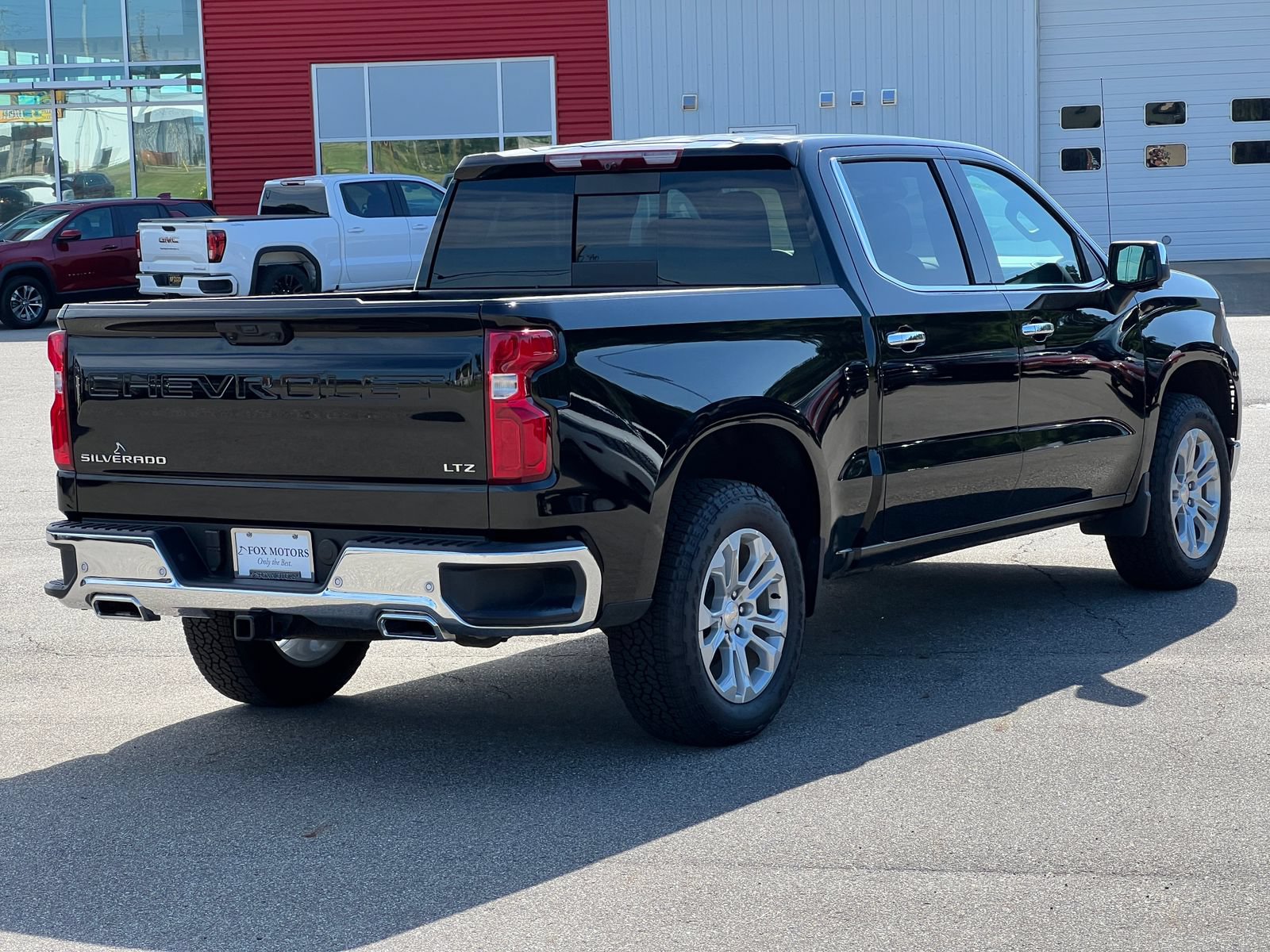 2026 Chevrolet Silverado 1500 LTZ - Photo 9