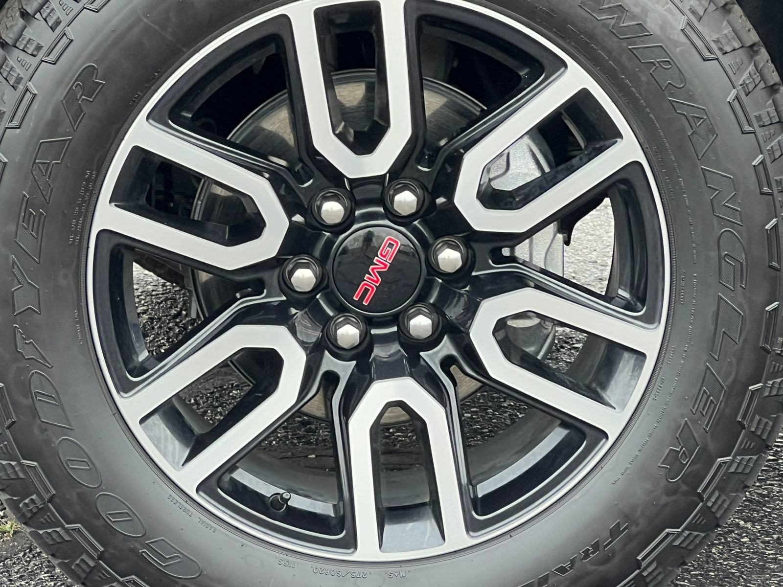 2026 GMC Sierra 1500 AT4 - Photo 13