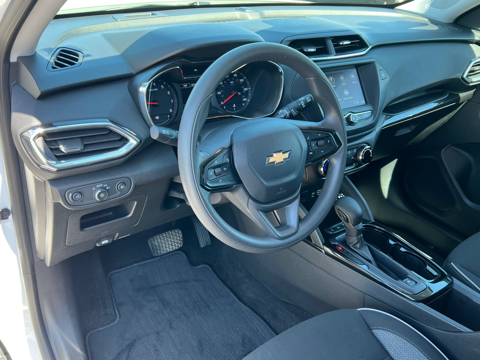 2023 Chevrolet TrailBlazer LT - Photo 19