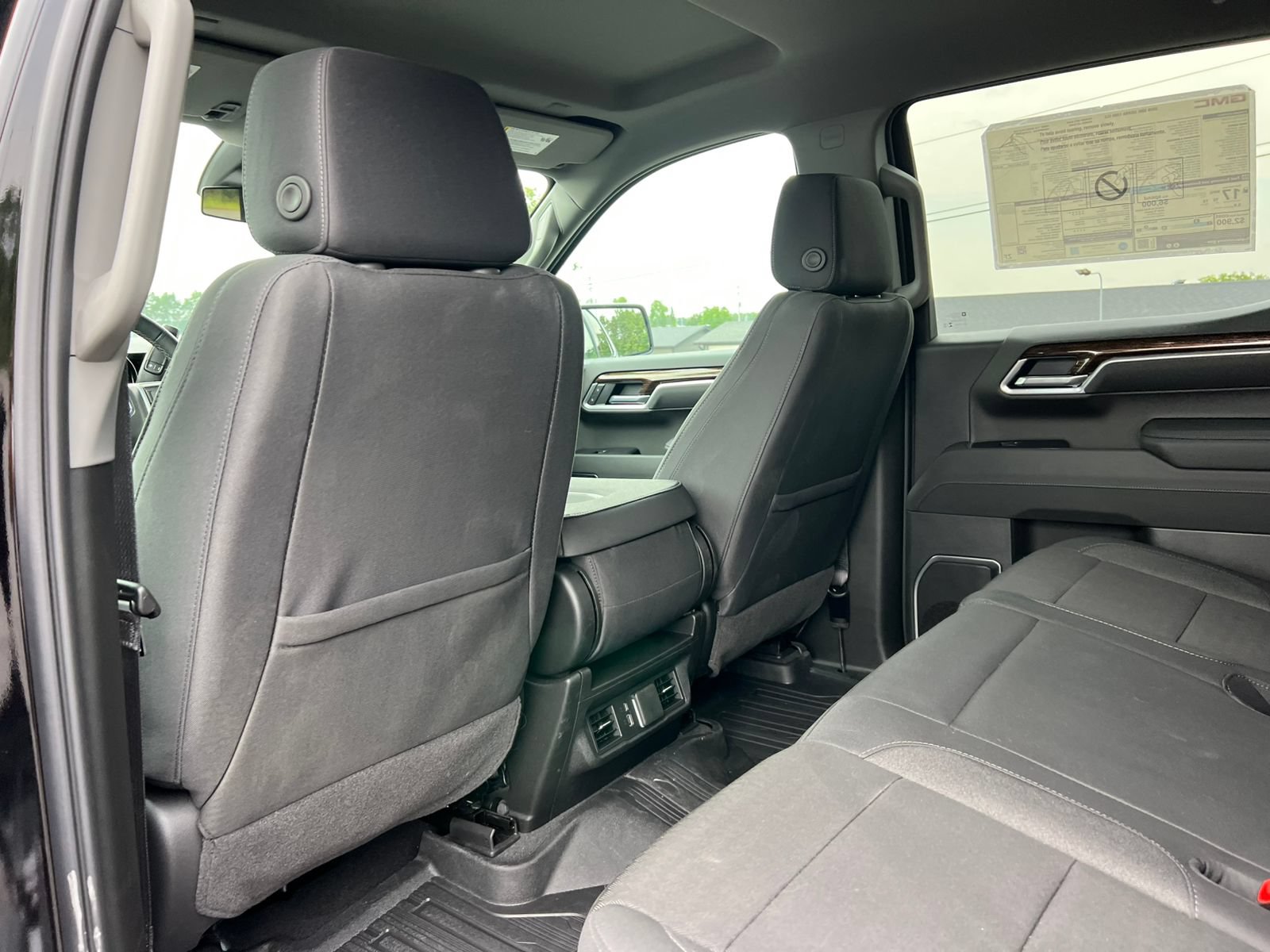 2026 GMC Sierra 1500 SLE - Photo 40