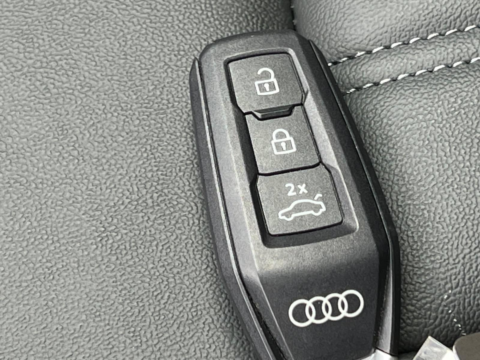 2025 Audi Q5 Premium Plus - Photo 31