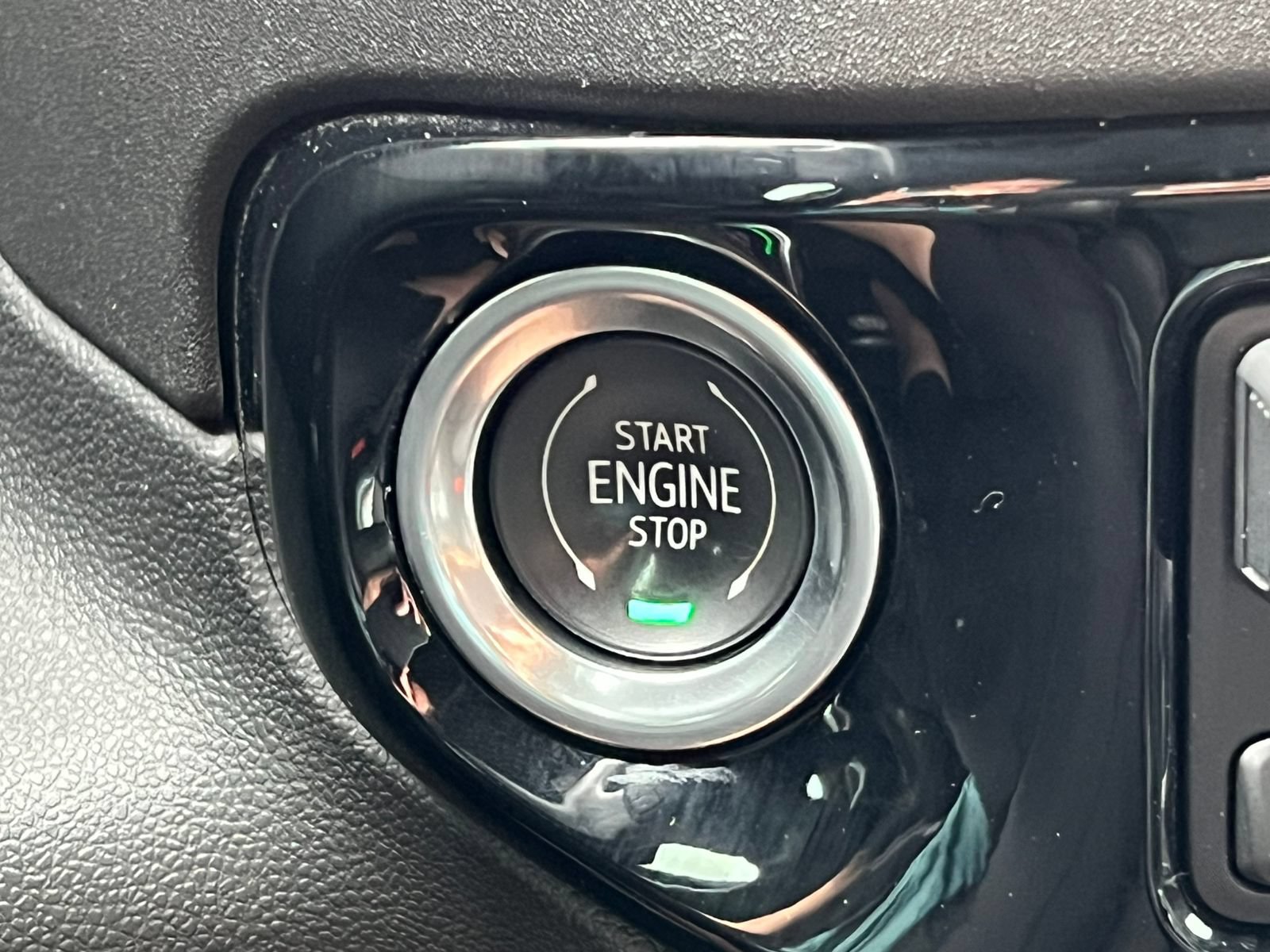 2023 Chevrolet Silverado 1500 RST - Photo 39