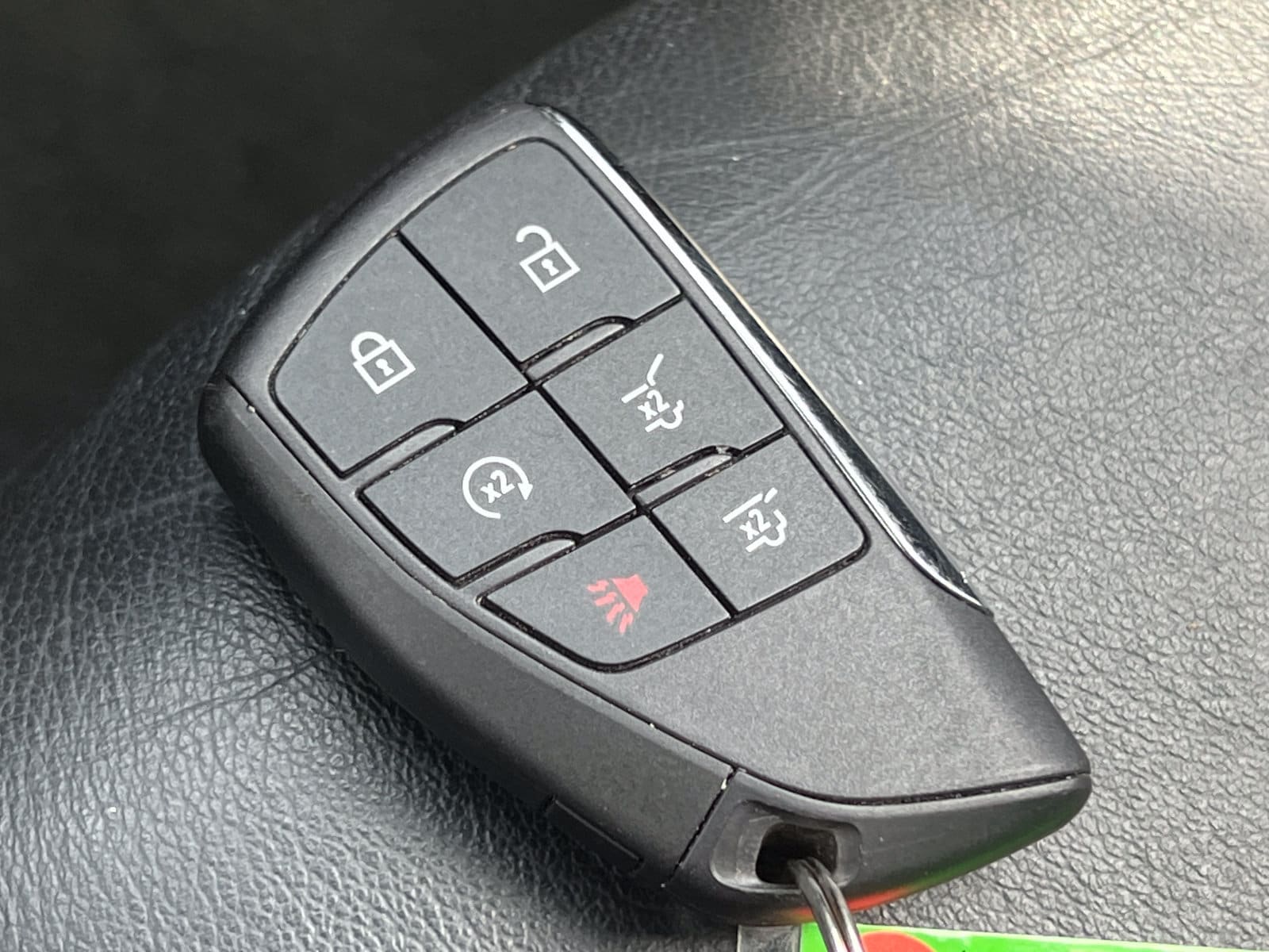 2024 Chevrolet Suburban Z71 - Photo 41