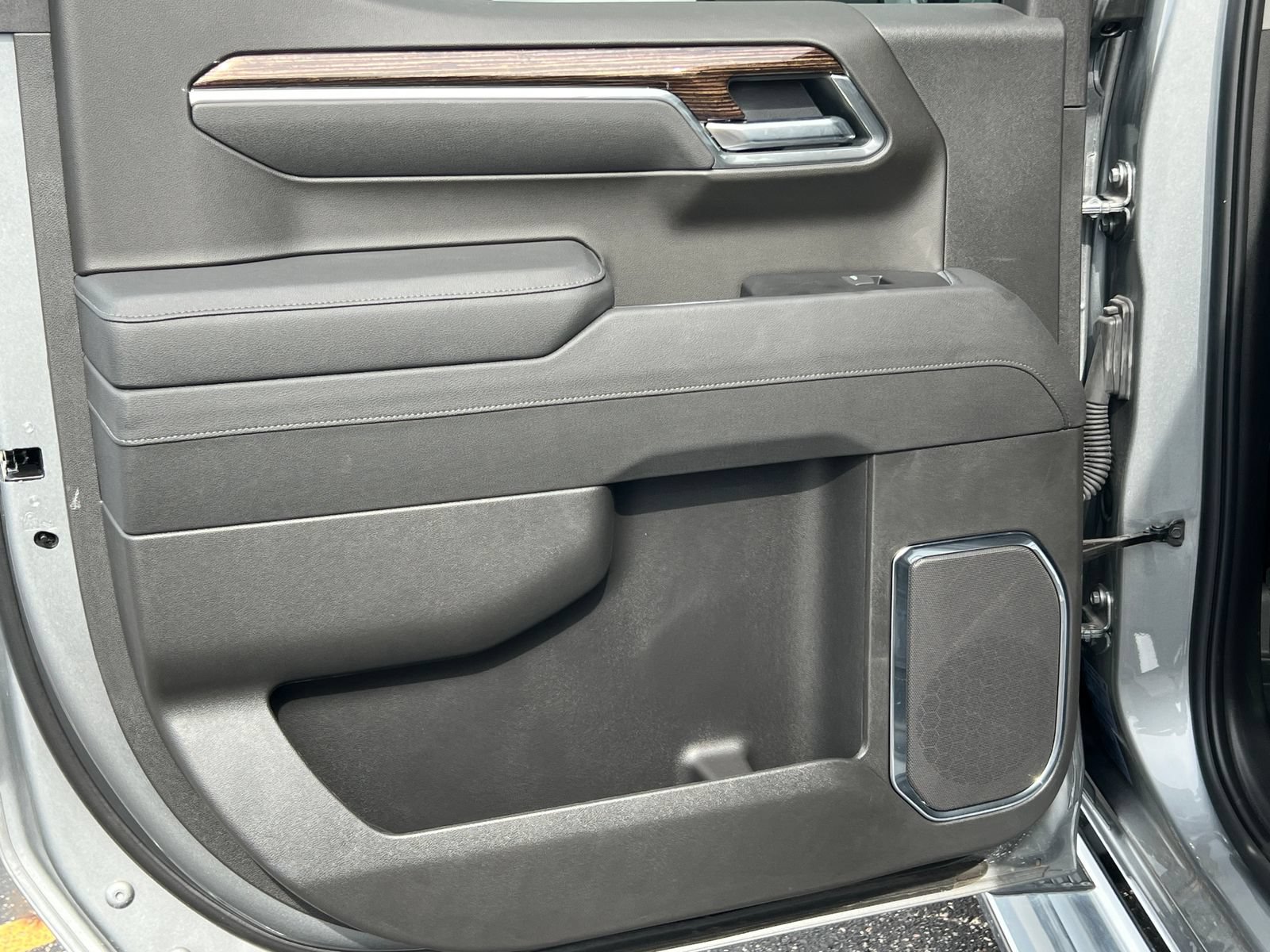 2026 GMC Sierra 1500 SLE - Photo 35