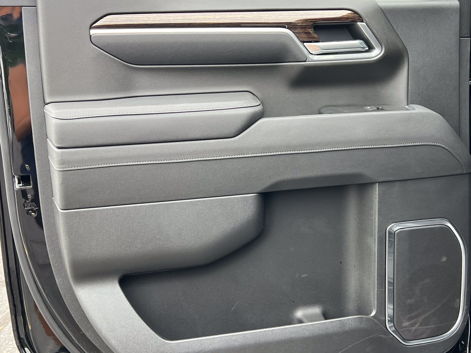 2026 GMC Sierra 1500 SLE - Photo 42