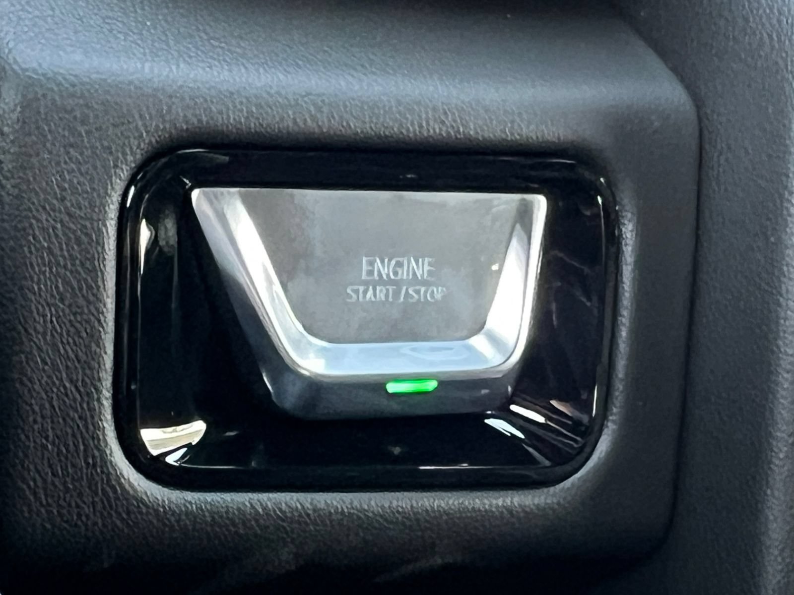2026 GMC Yukon XL Elevation - Photo 33