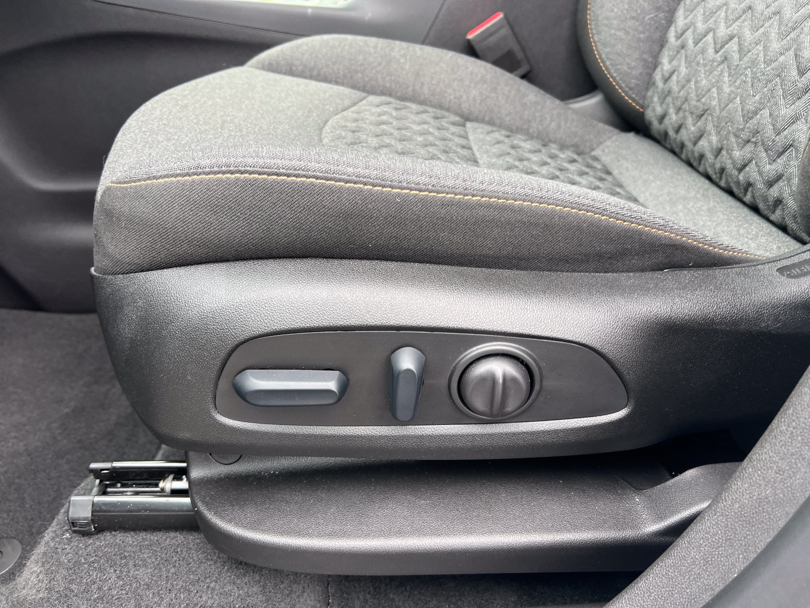 2024 Chevrolet Equinox LT - Photo 9