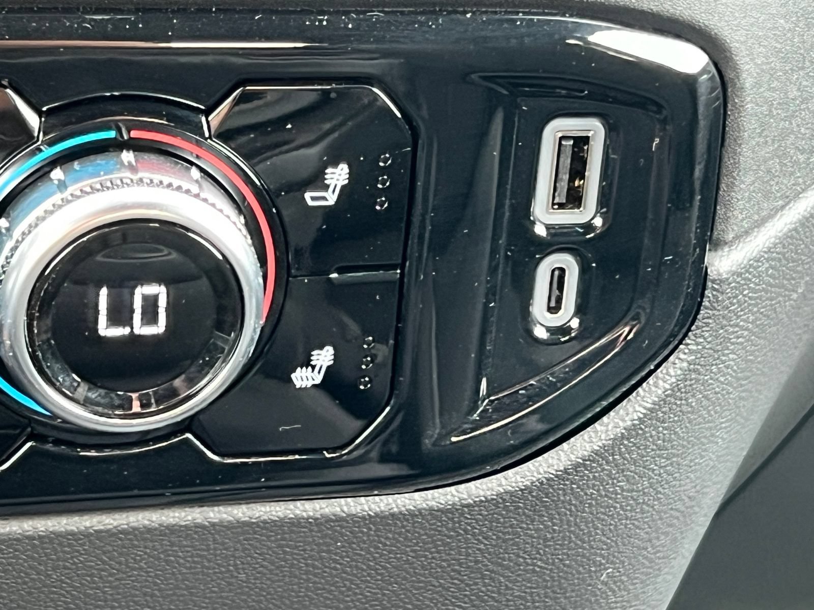 2026 GMC Sierra 1500 SLE - Photo 29