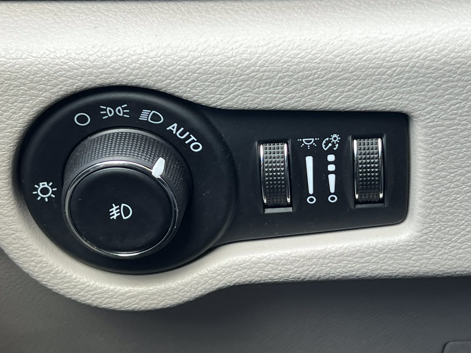2020 Chrysler Pacifica Touring L Plus - Photo 23