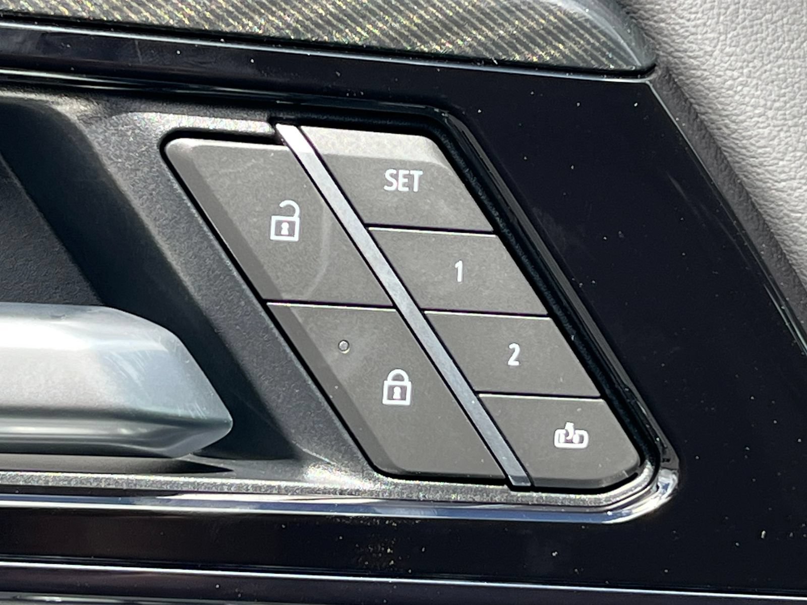 2026 GMC Yukon AT4 - Photo 19
