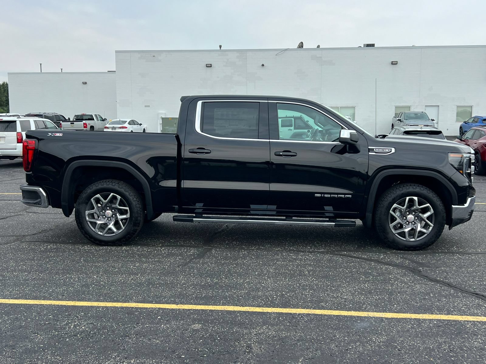 2026 GMC Sierra 1500 SLE - Photo 49