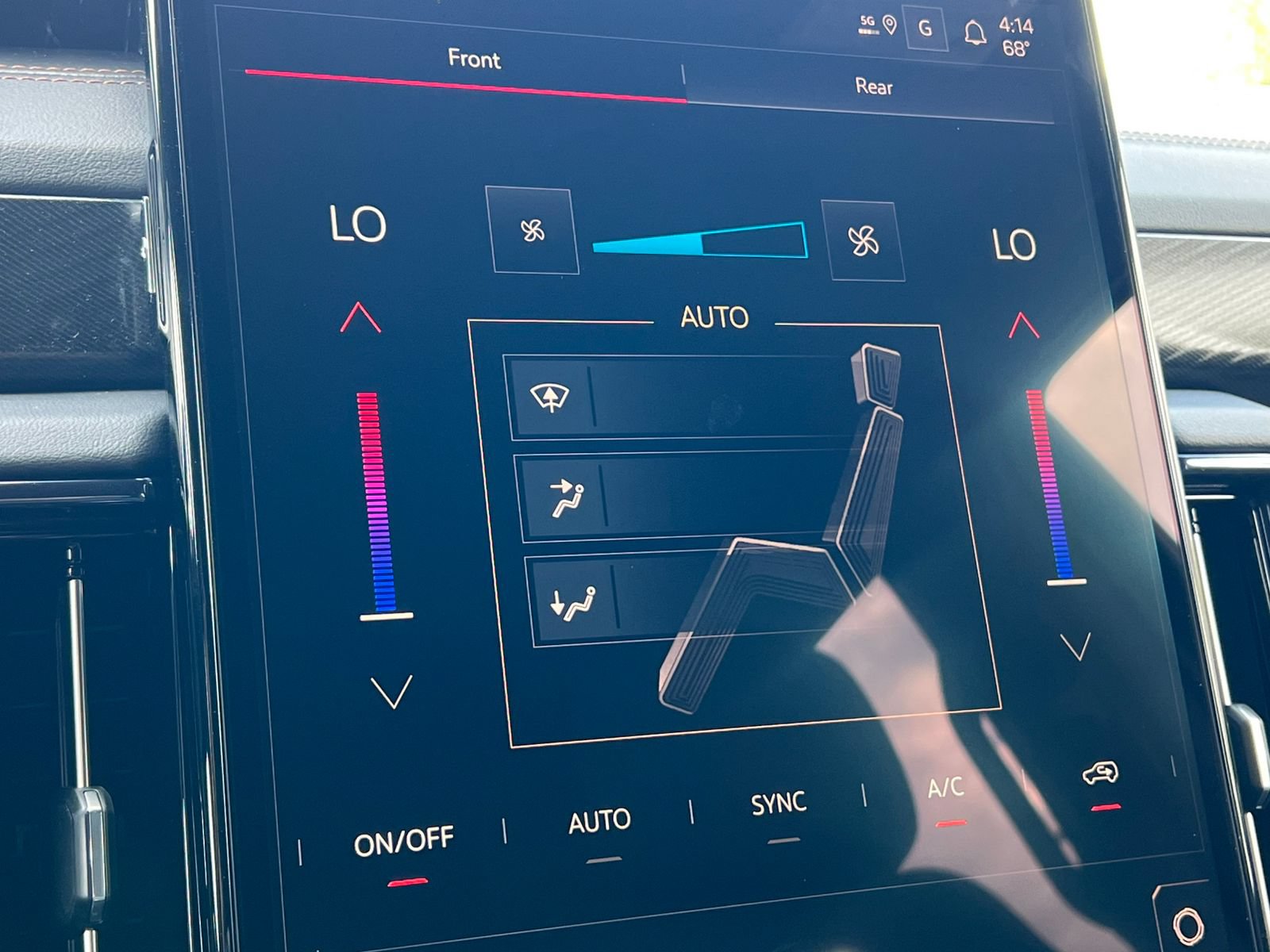 2026 GMC Yukon AT4 - Photo 30