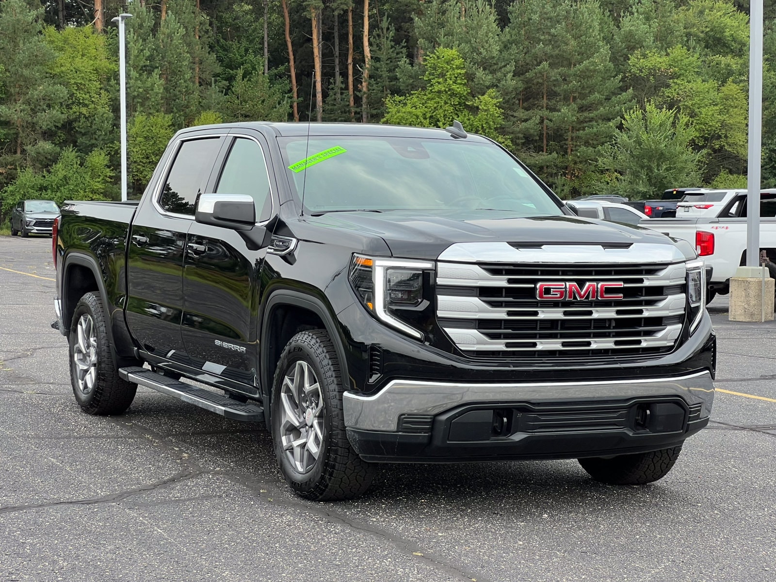 2026 GMC Sierra 1500 SLE - Photo 46