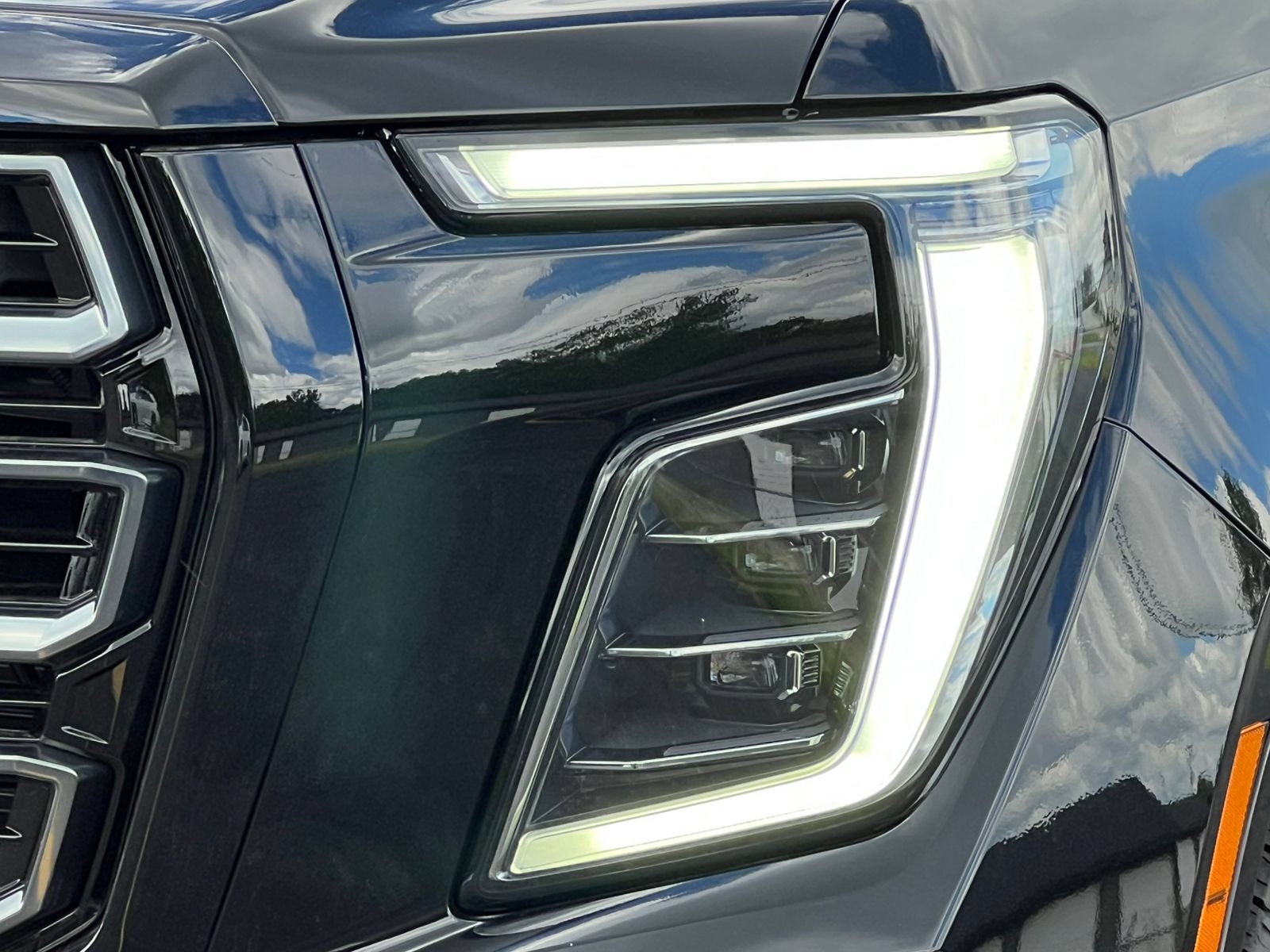 2026 GMC Yukon AT4 - Photo 50