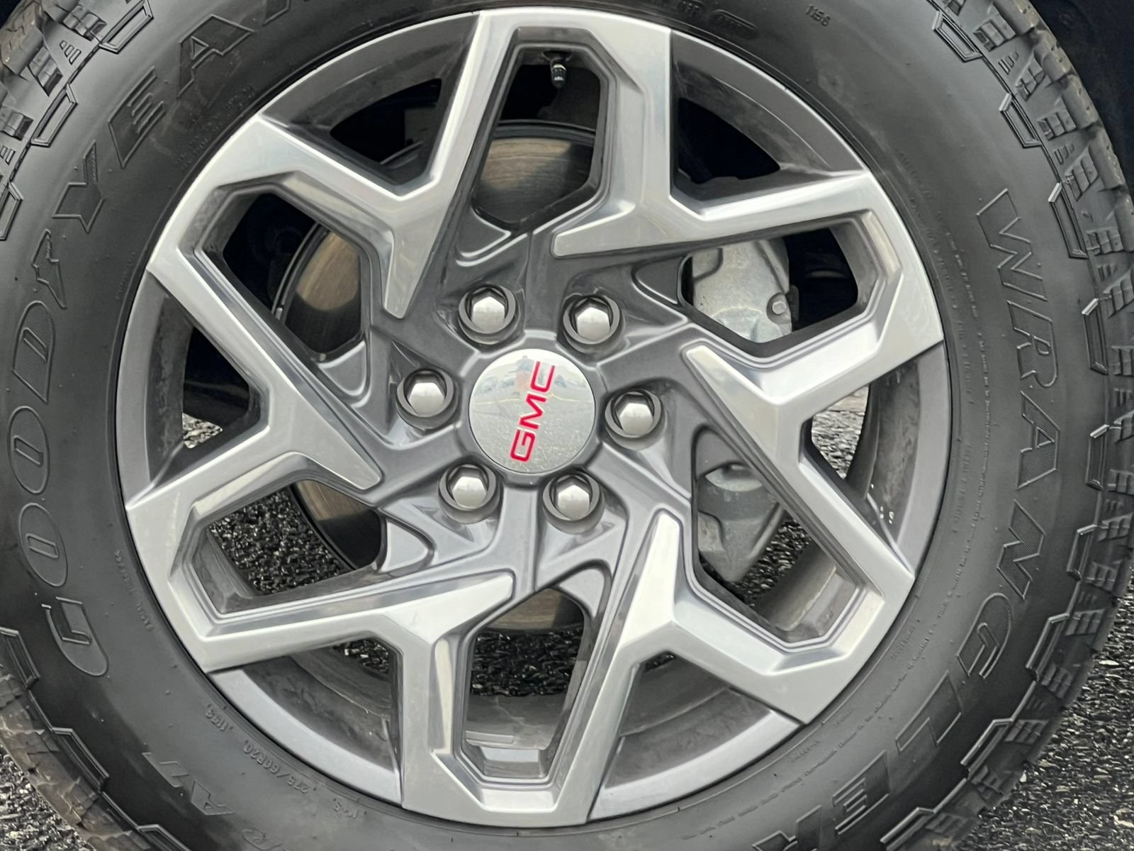 2026 GMC Sierra 1500 SLE - Photo 12