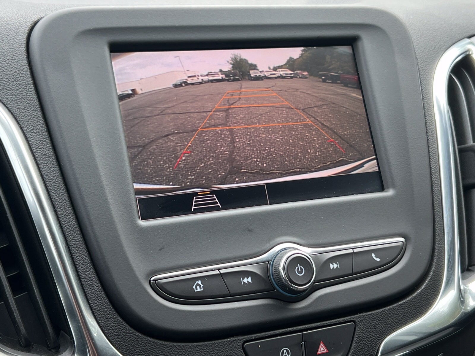 2024 Chevrolet Equinox LT - Photo 21