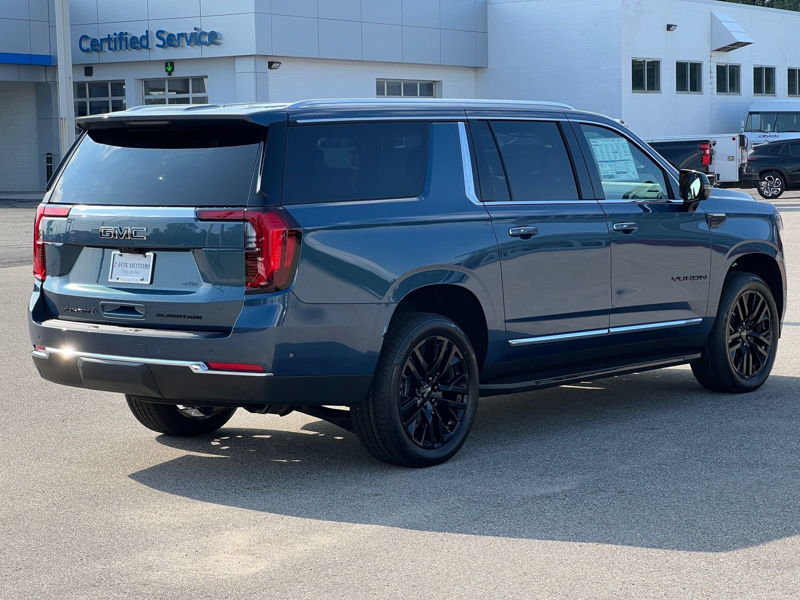 2026 GMC Yukon XL Elevation - Photo 10